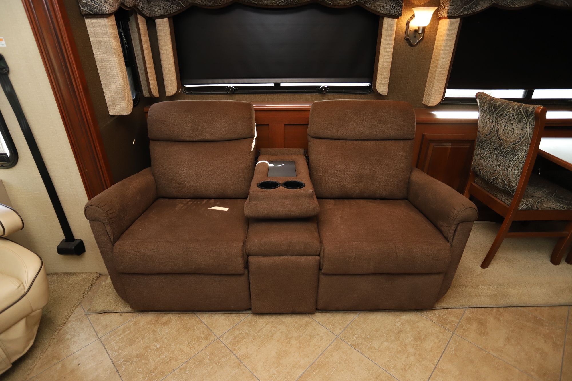 Used 2014 Holiday Rambler Vacationer 36DBT Class A  For Sale