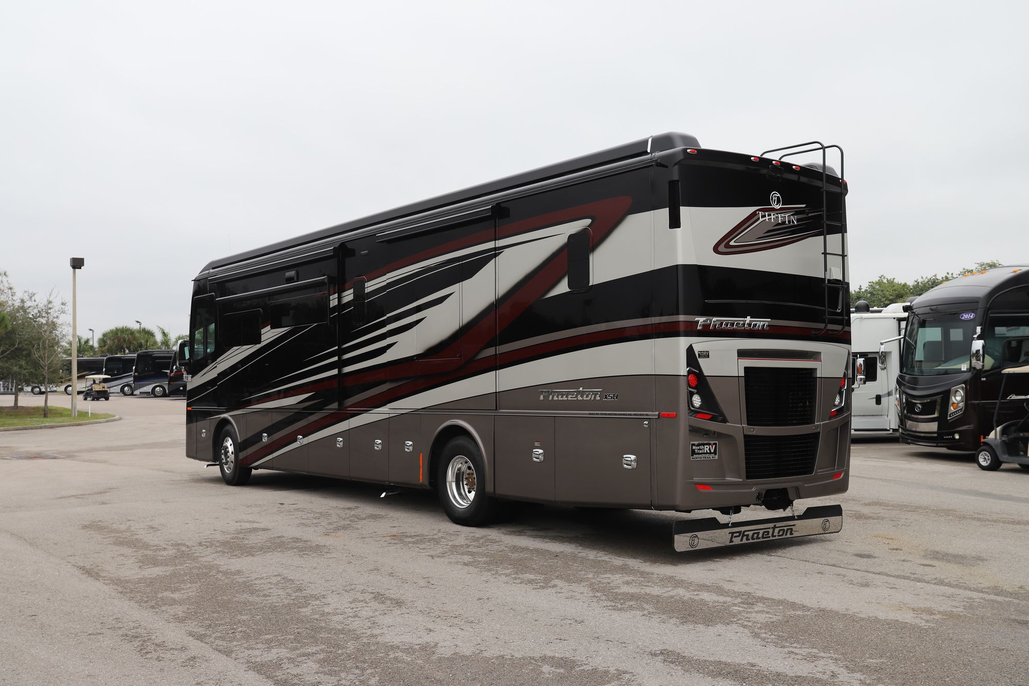 New 2021 Tiffin Motor Homes Phaeton 40IH Class A  For Sale