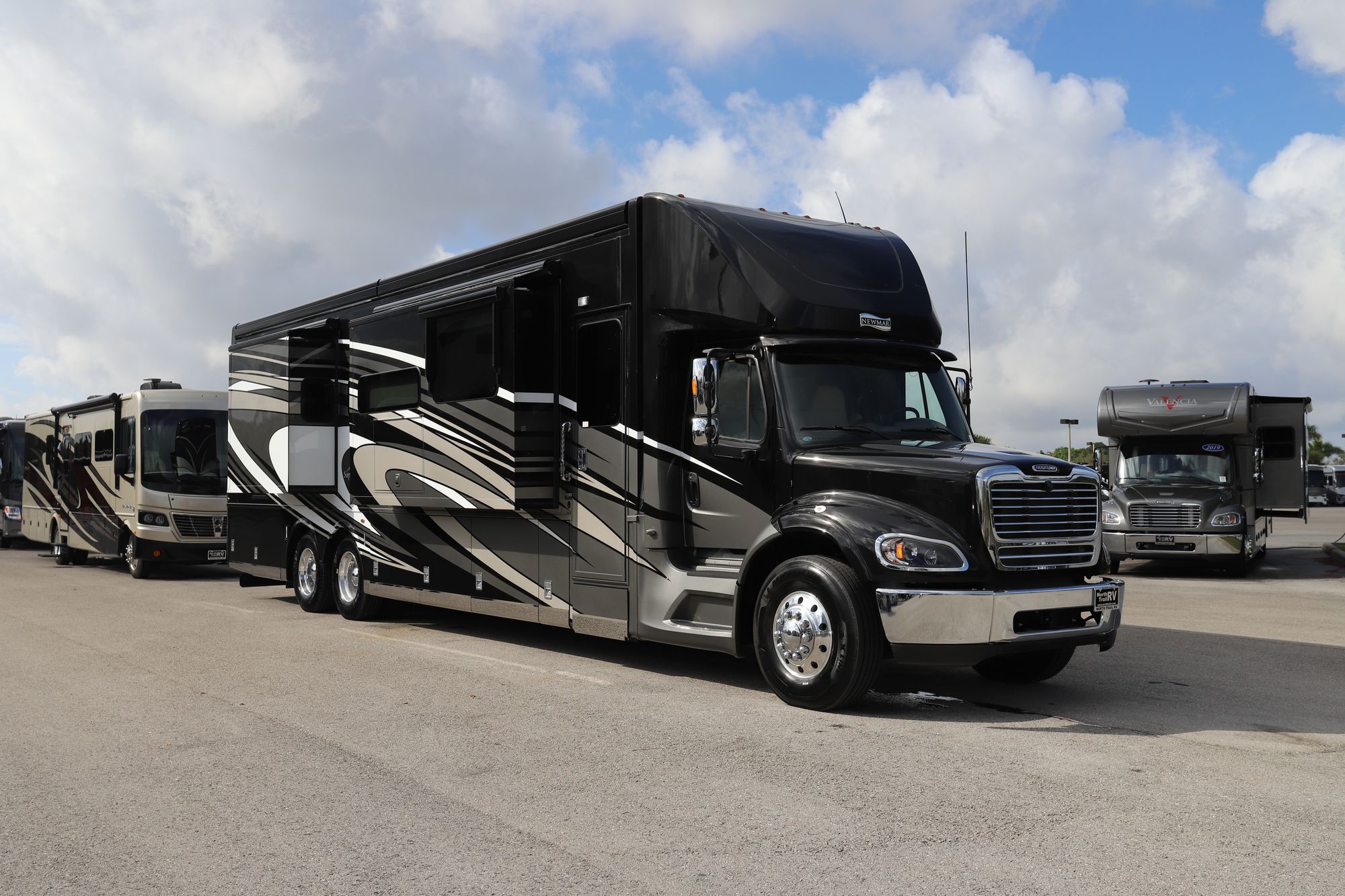 New 2021 Newmar Supreme Aire 4573 Super C  For Sale