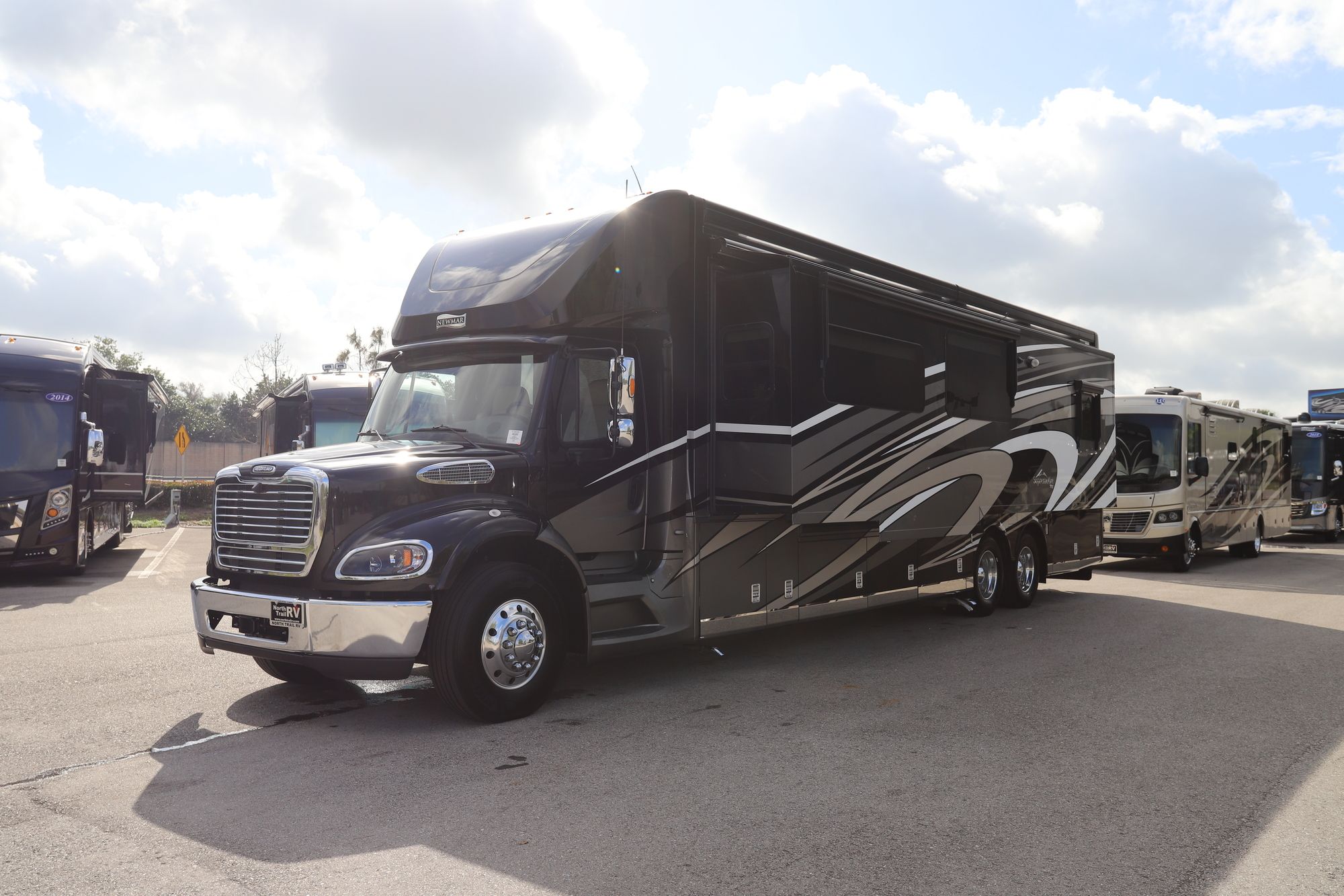 New 2021 Newmar Supreme Aire 4573 Super C  For Sale