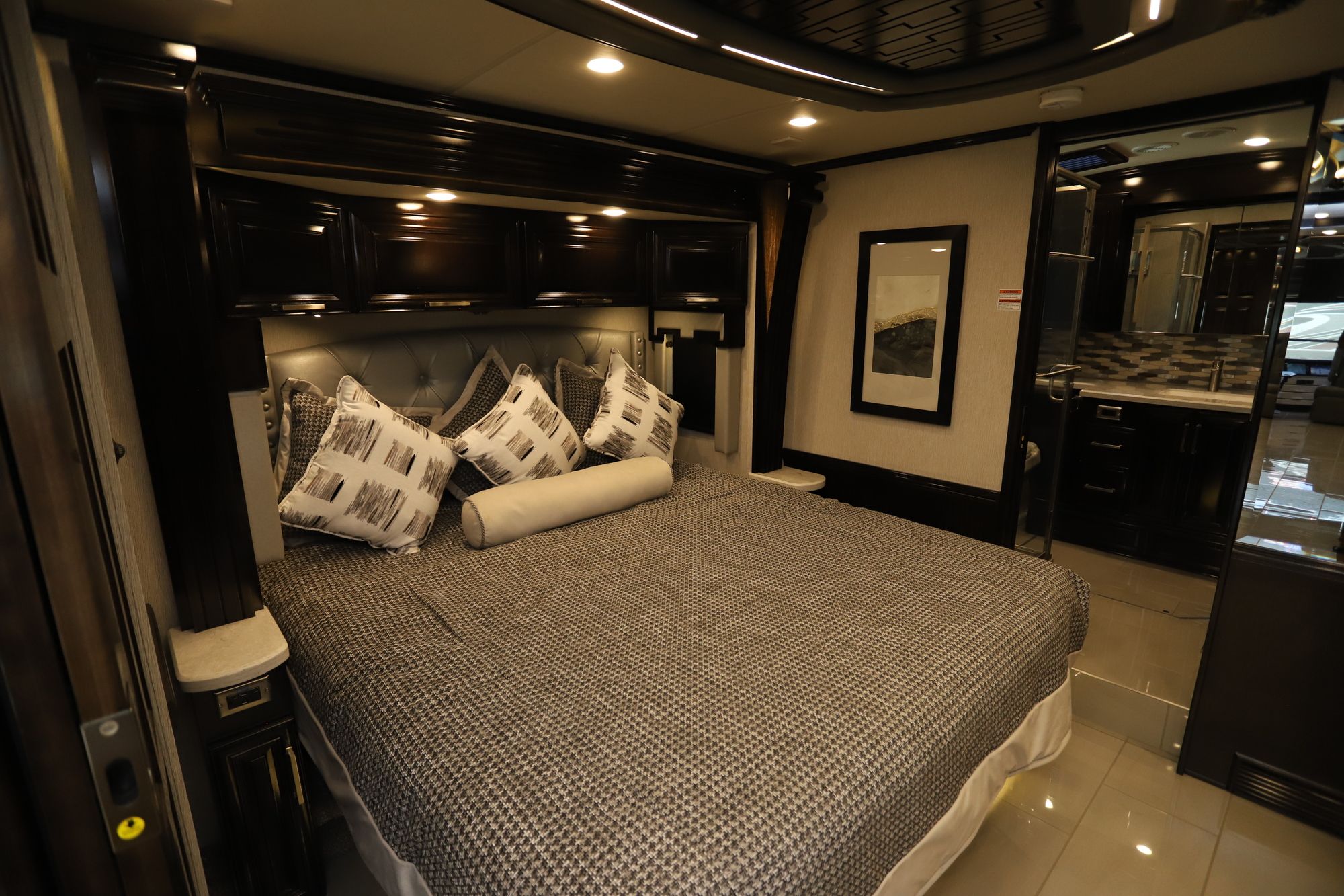New 2021 Newmar London Aire 4535 Class A  For Sale