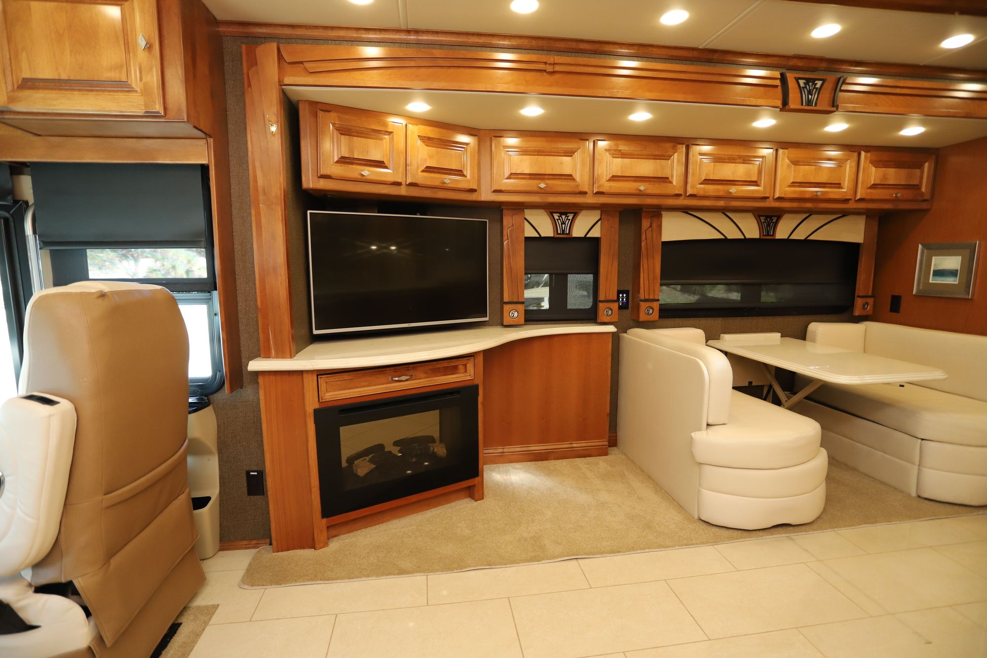 Used 2016 Tiffin Motor Homes Phaeton 36GH Class A  For Sale