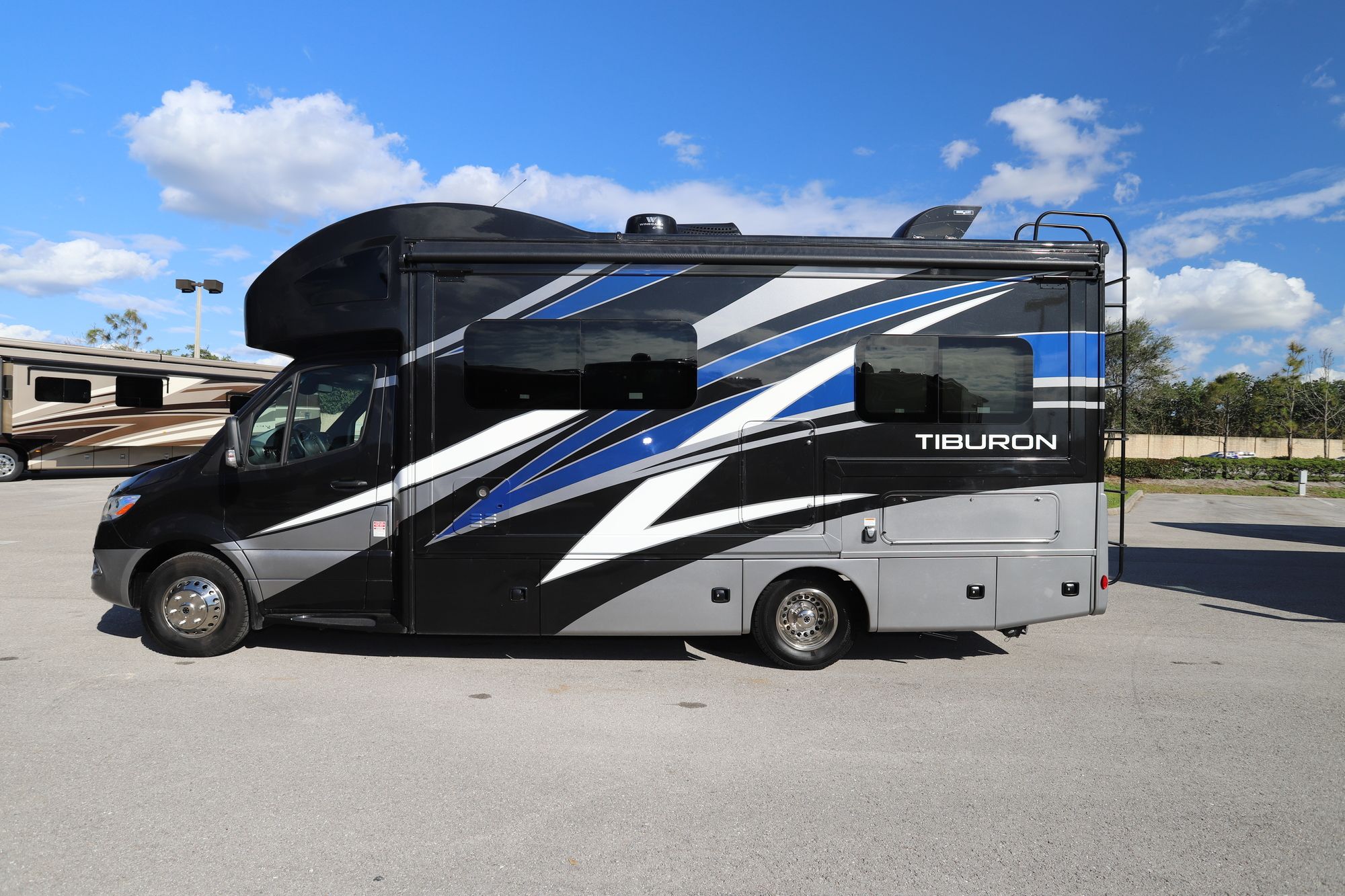 Used 2021 Thor Tiburon 24TT Class C  For Sale