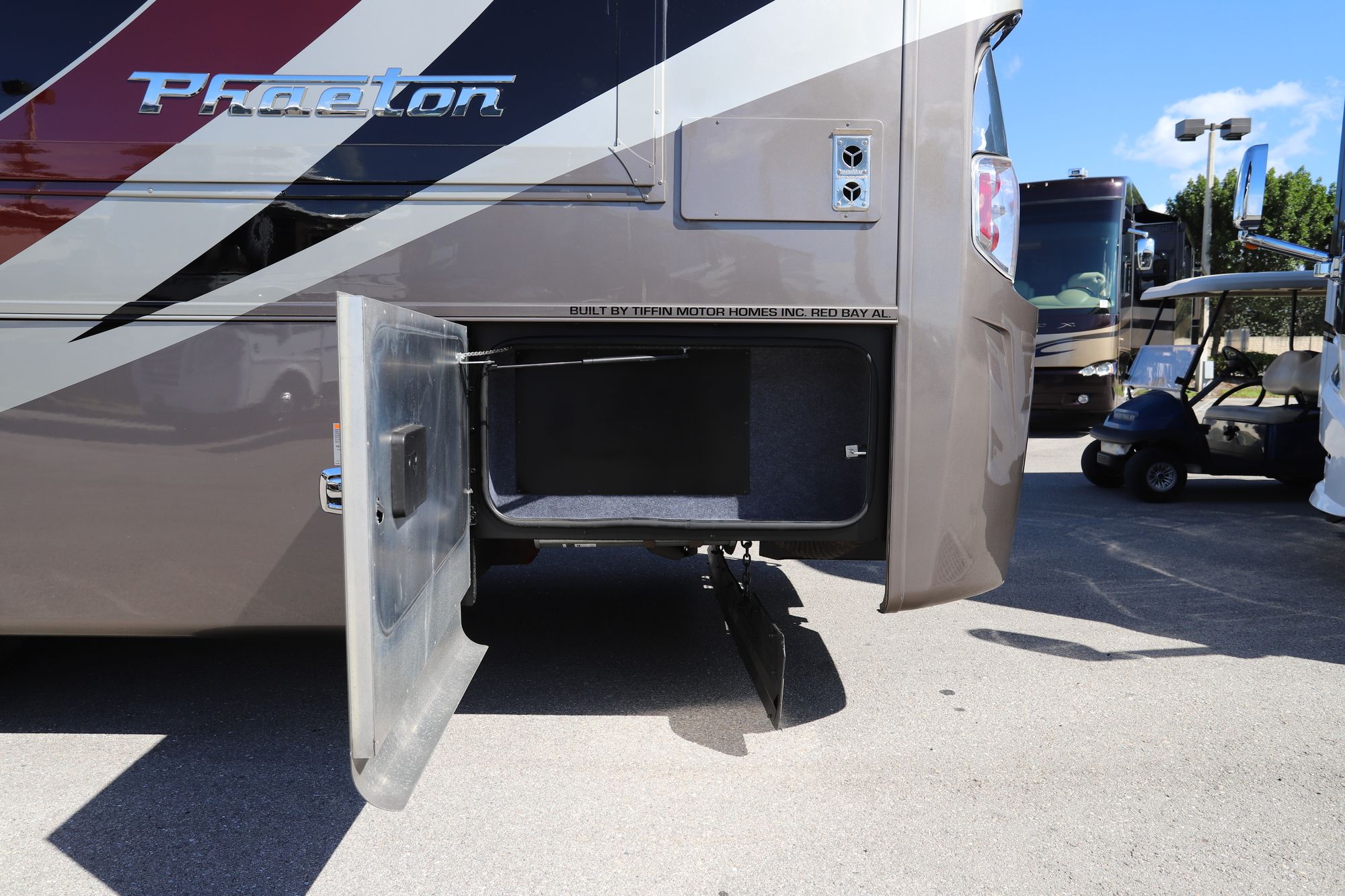 Used 2016 Tiffin Motor Homes Phaeton 36GH Class A  For Sale