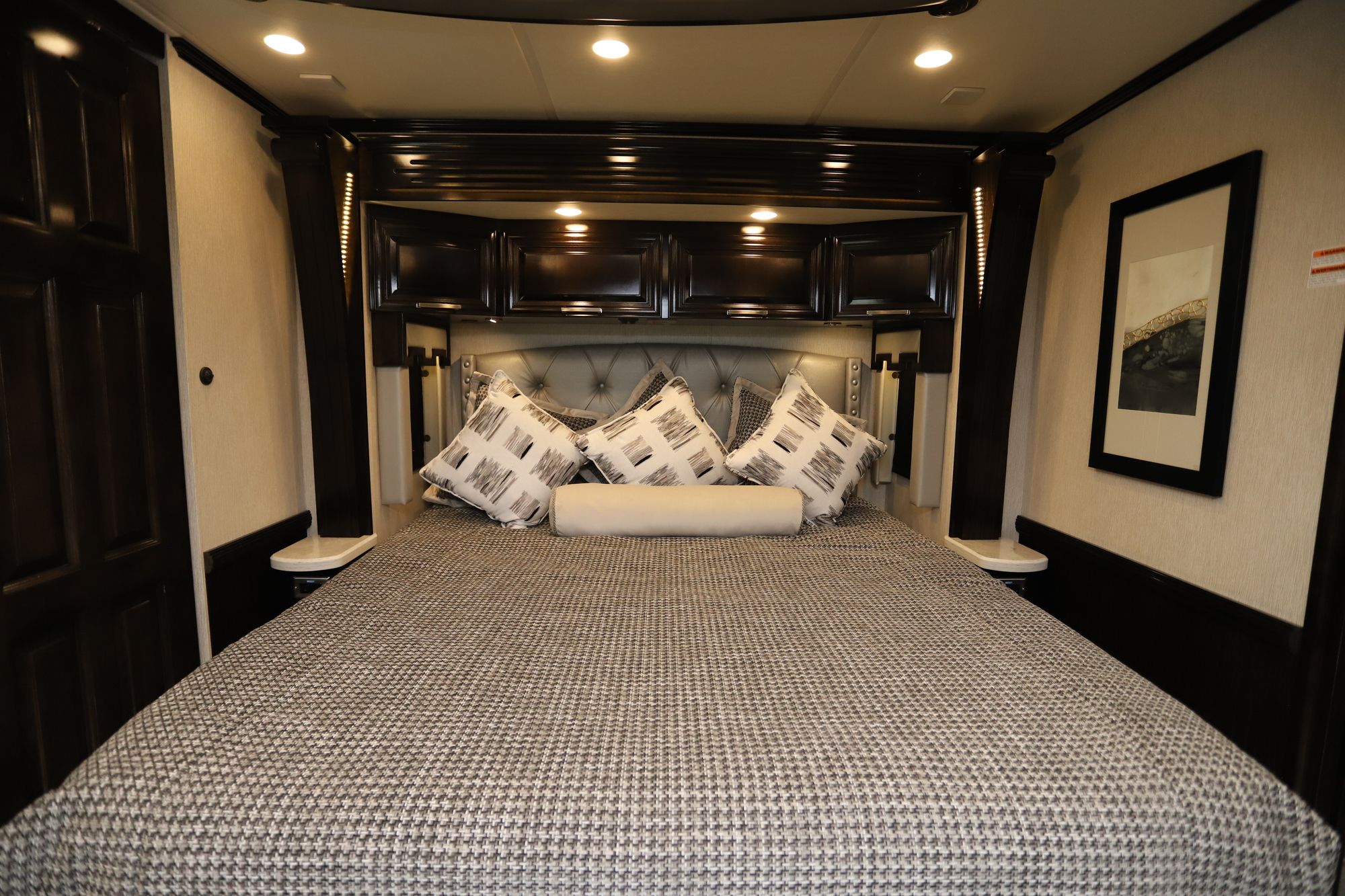New 2021 Newmar London Aire 4535 Class A  For Sale