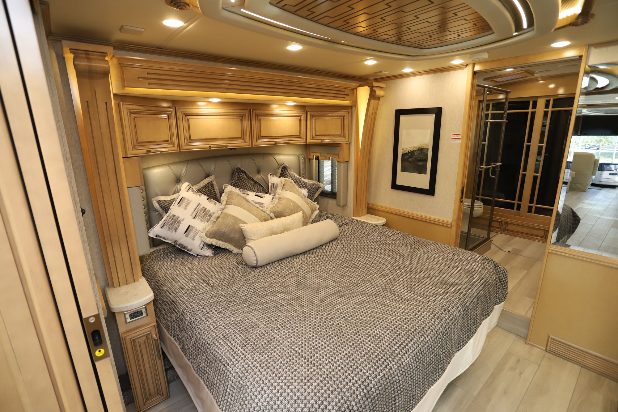 New 2021 Newmar London Aire 4551 Class A  For Sale