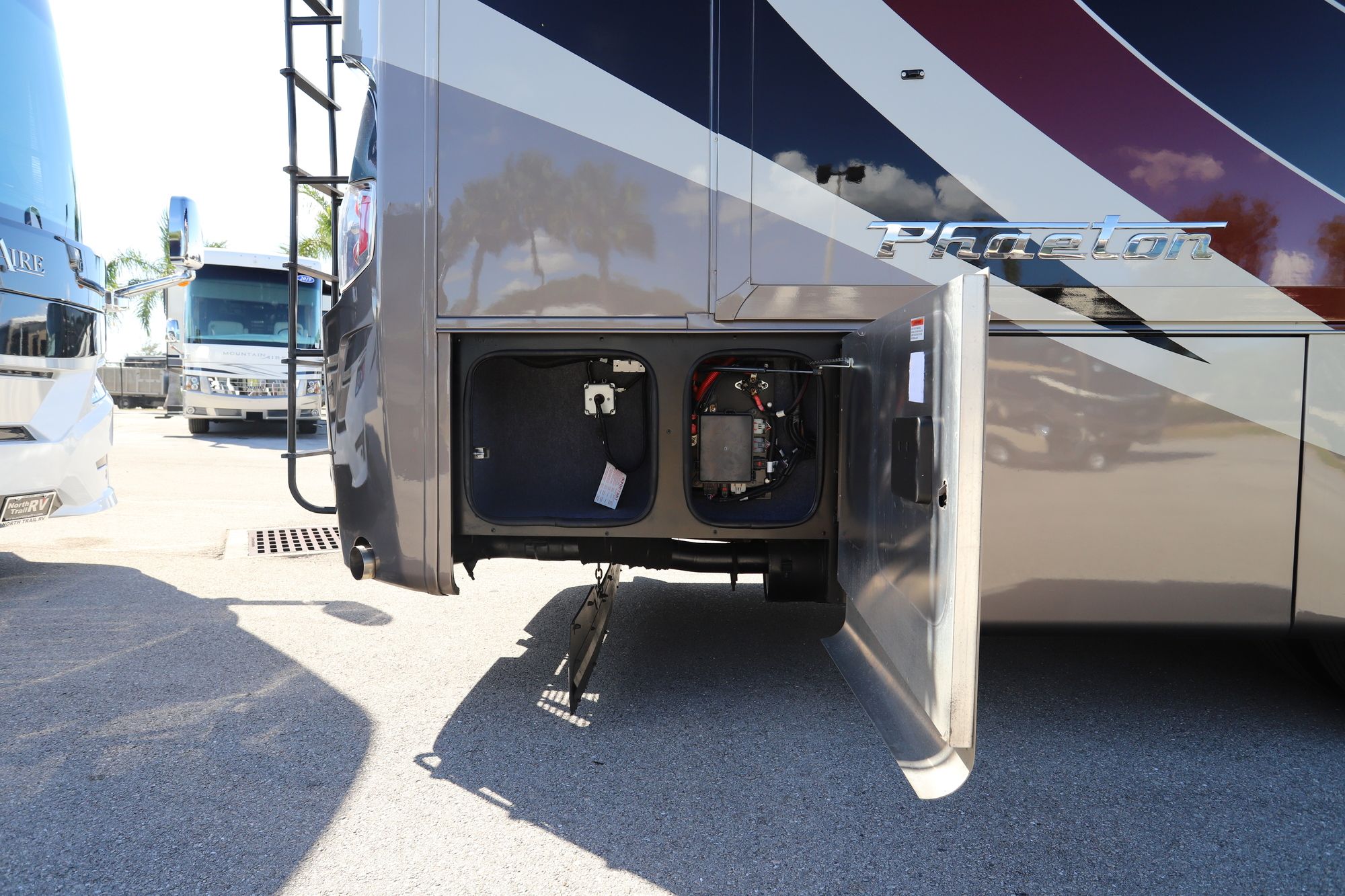 Used 2016 Tiffin Motor Homes Phaeton 36GH Class A  For Sale