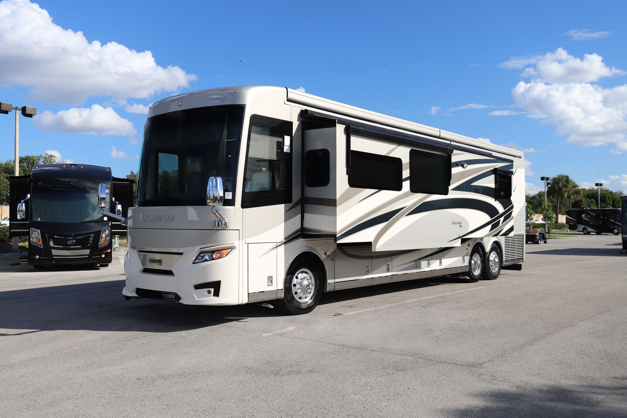 New 2021 Newmar London Aire 4551 Class A  For Sale