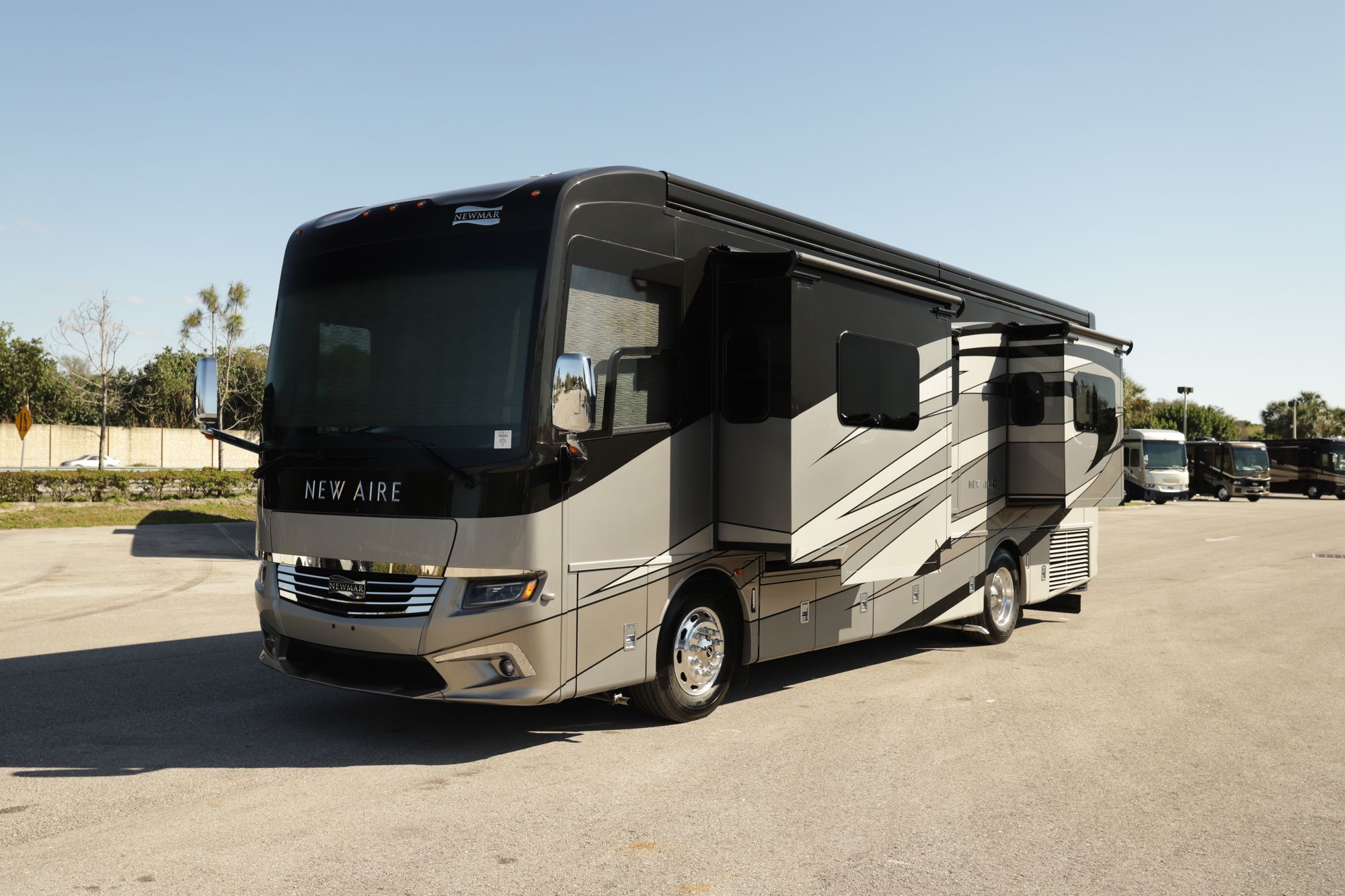 Used 2018 Newmar New Aire 3343 Class A  For Sale