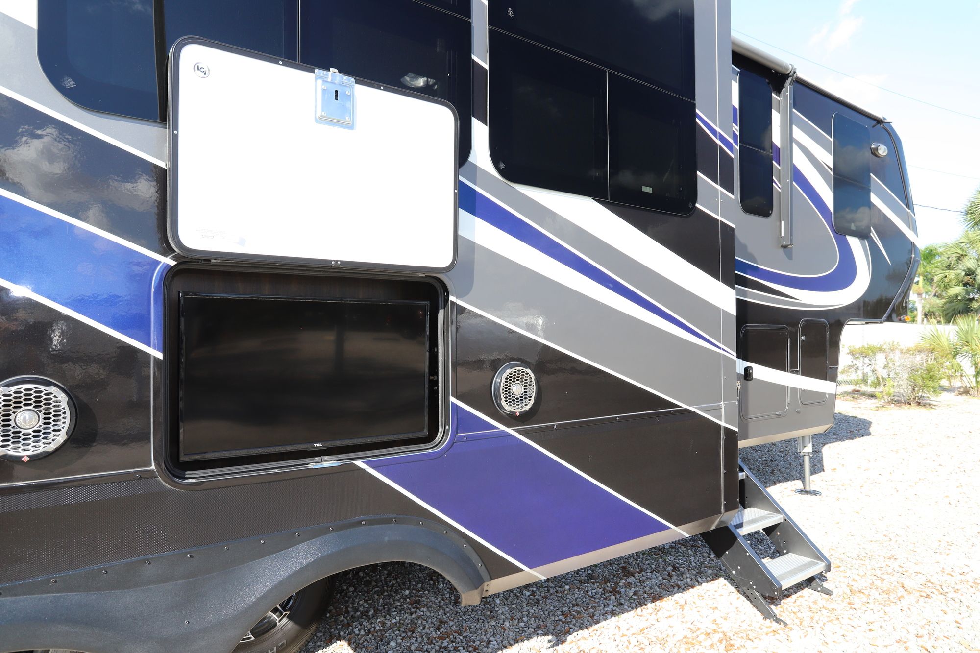 Used 2019 Grand Design Momentum 351M Fifth Wheel  For Sale