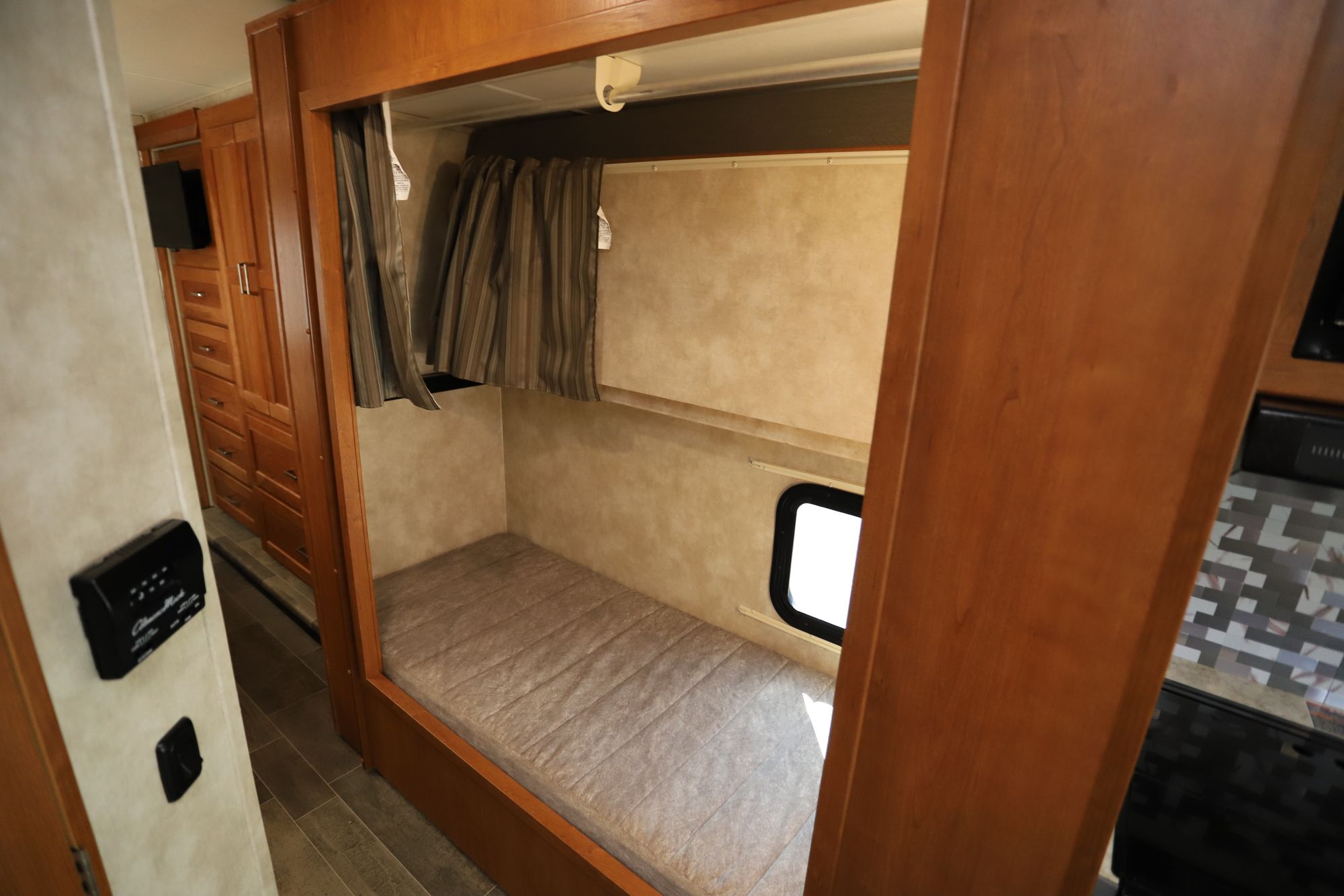 Used 2019 Winnebago Minnie Winnie 31G Class C  For Sale