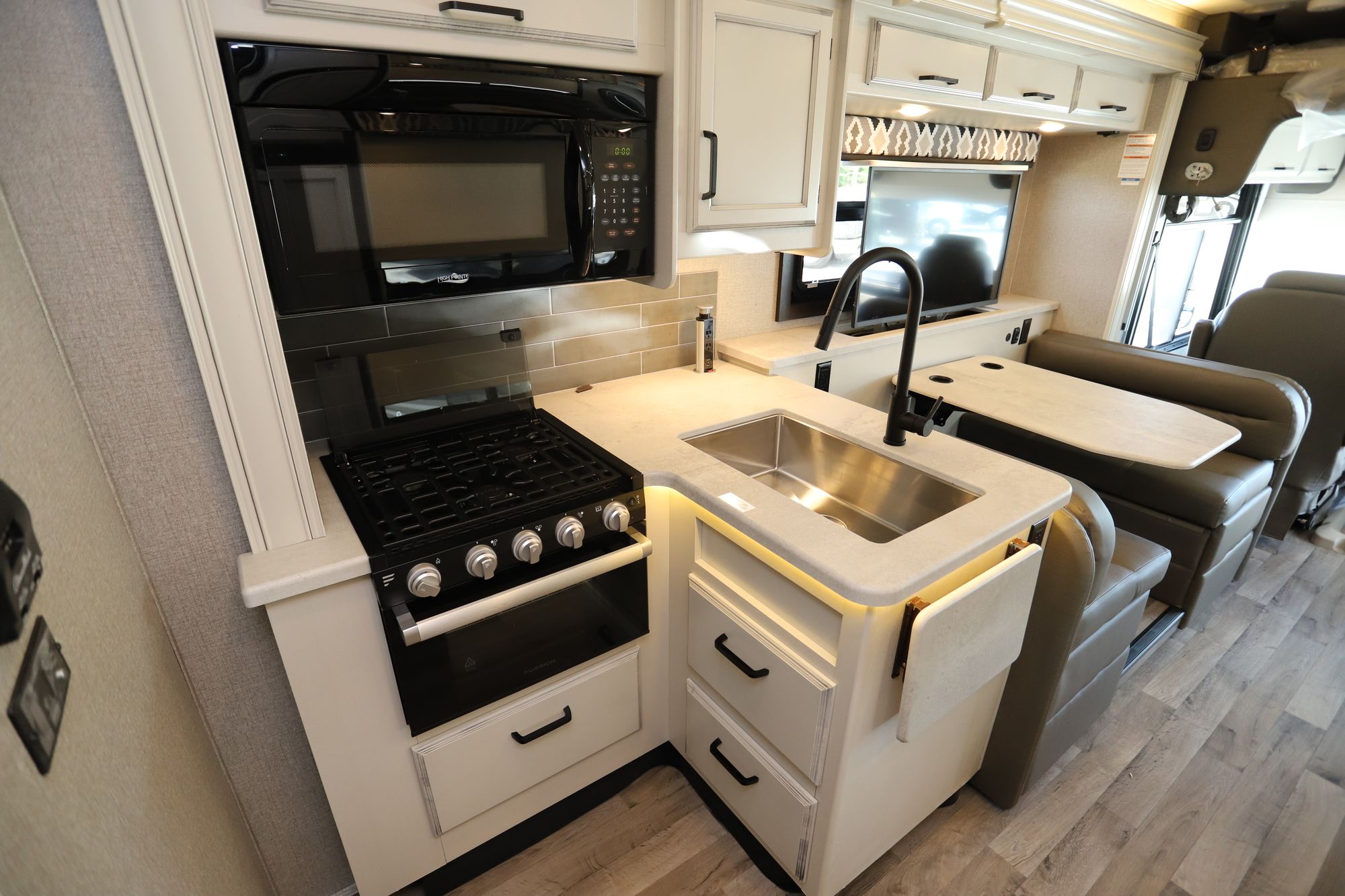 New 2021 Jayco Alante 27A Class A  For Sale