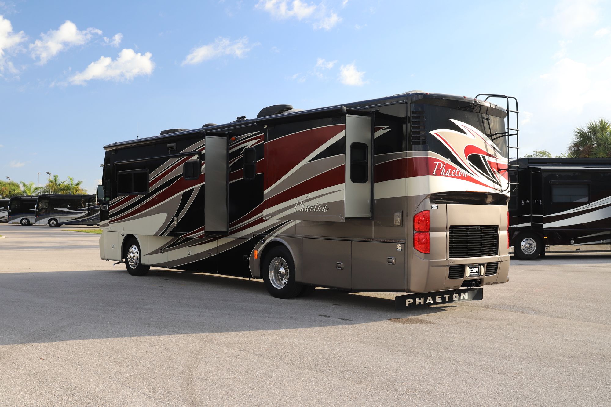 Used 2013 Tiffin Motor Homes Phaeton 36GH Class A  For Sale