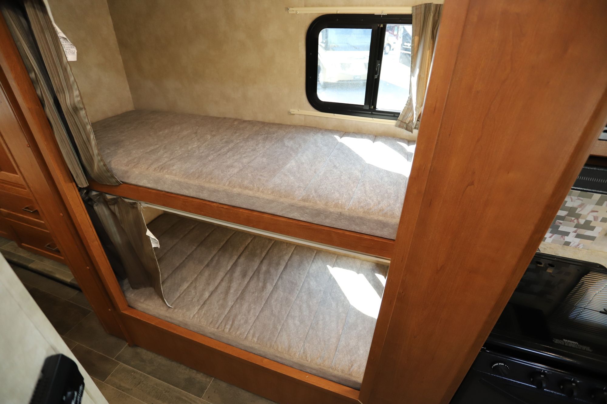 Used 2019 Winnebago Minnie Winnie 31G Class C  For Sale