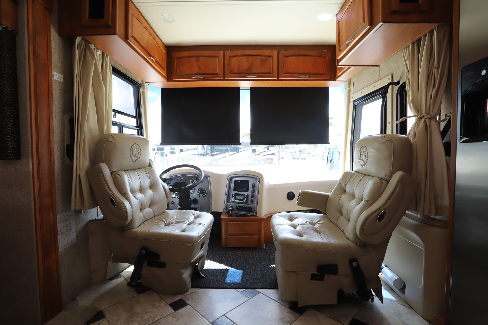 Used 2009 Holiday Rambler Endeavor 41SKQ Class A  For Sale