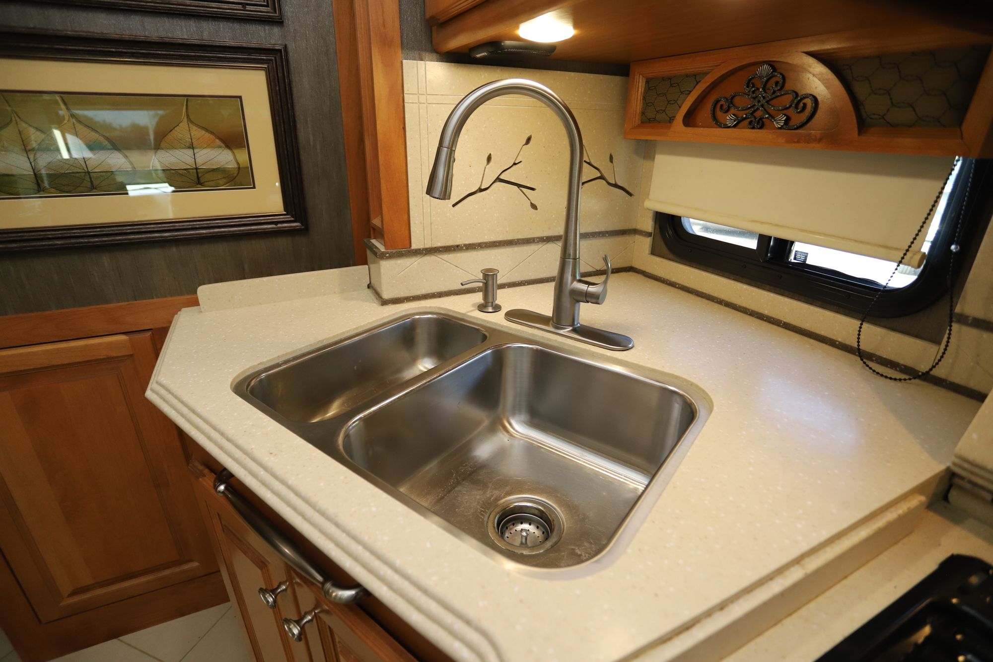 Used 2013 Tiffin Motor Homes Phaeton 36GH Class A  For Sale