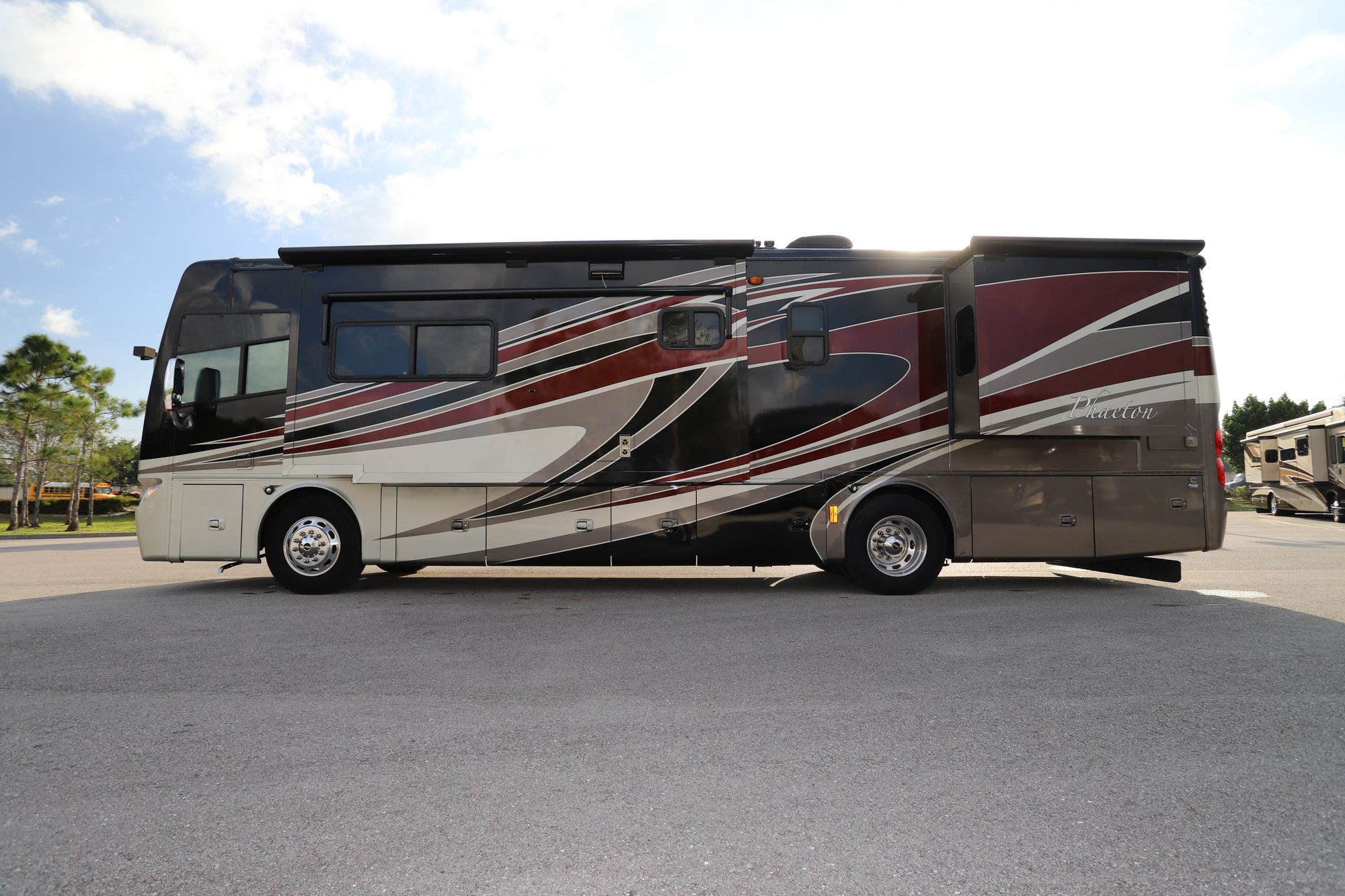 Used 2013 Tiffin Motor Homes Phaeton 36GH Class A  For Sale