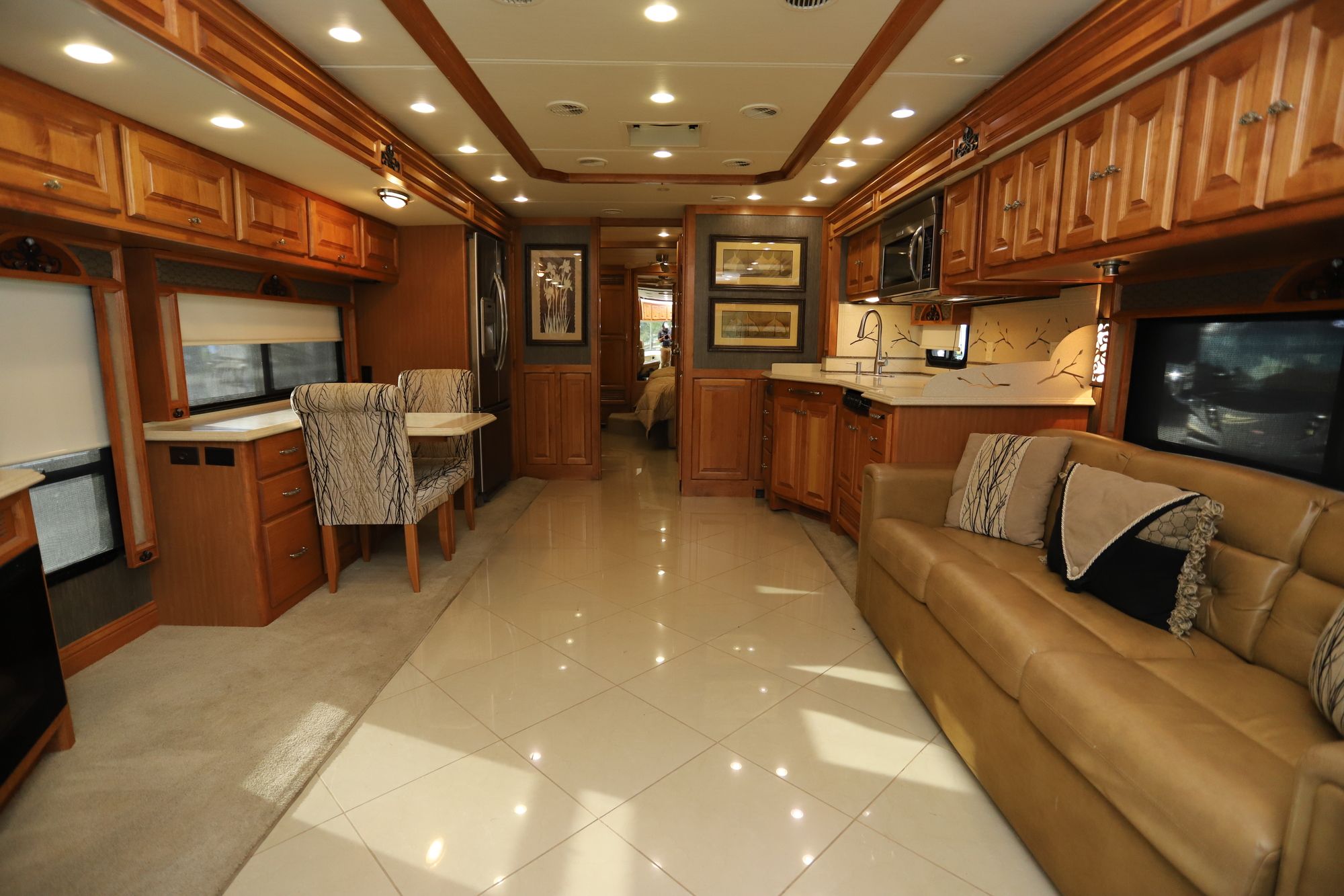 Used 2013 Tiffin Motor Homes Phaeton 36GH Class A  For Sale