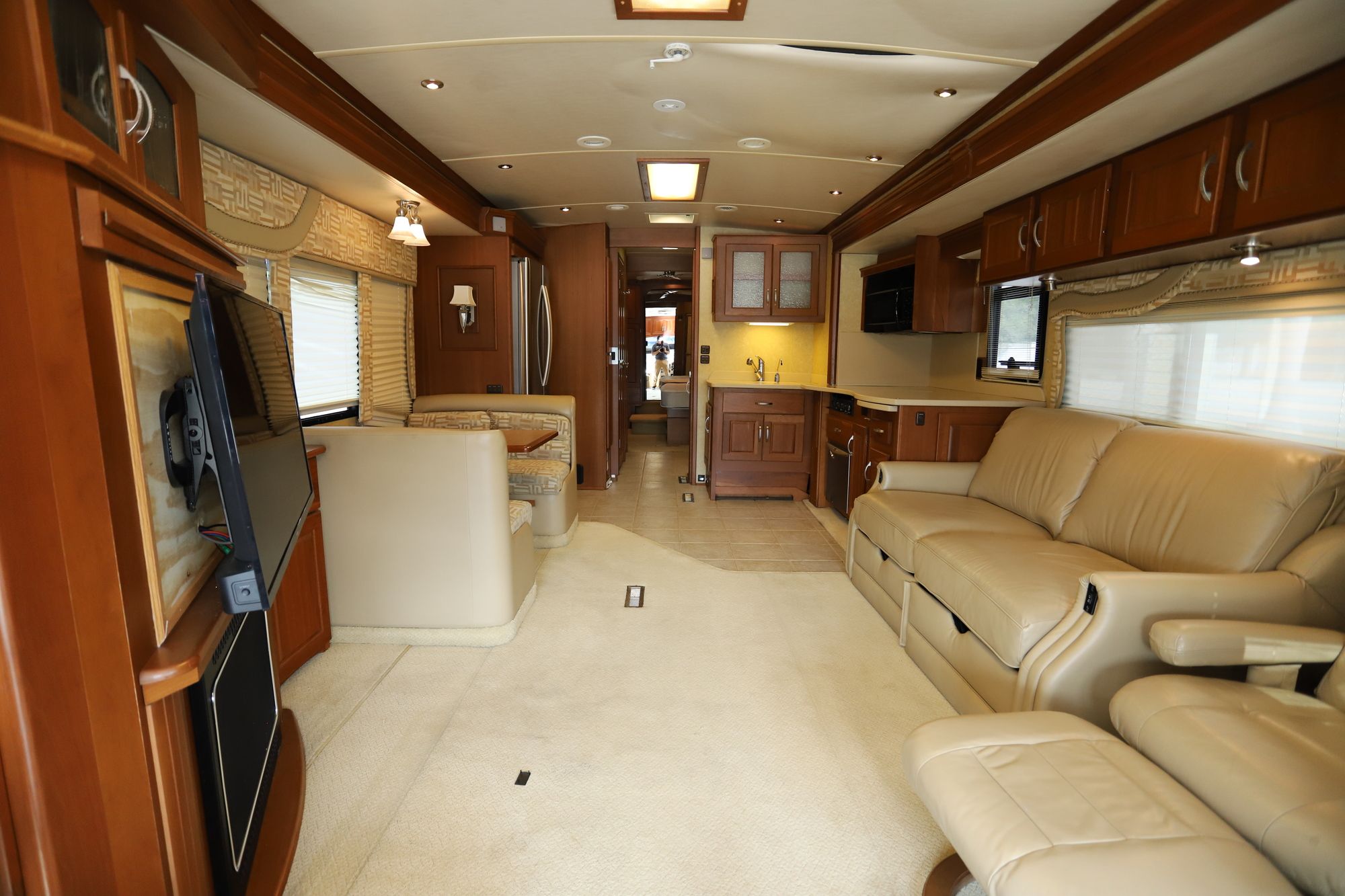 Used 2006 Winnebago Vectra 40FD Class A  For Sale