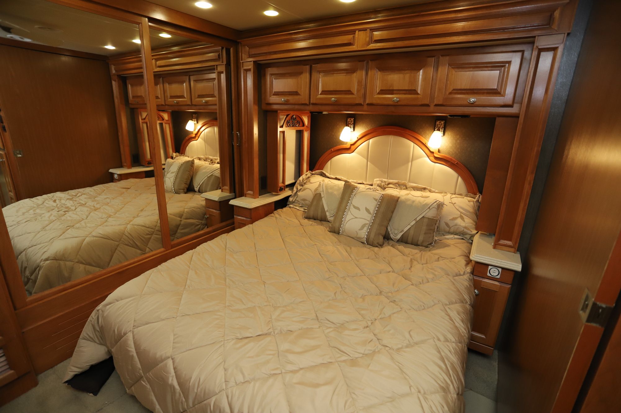 Used 2013 Tiffin Motor Homes Phaeton 36GH Class A  For Sale