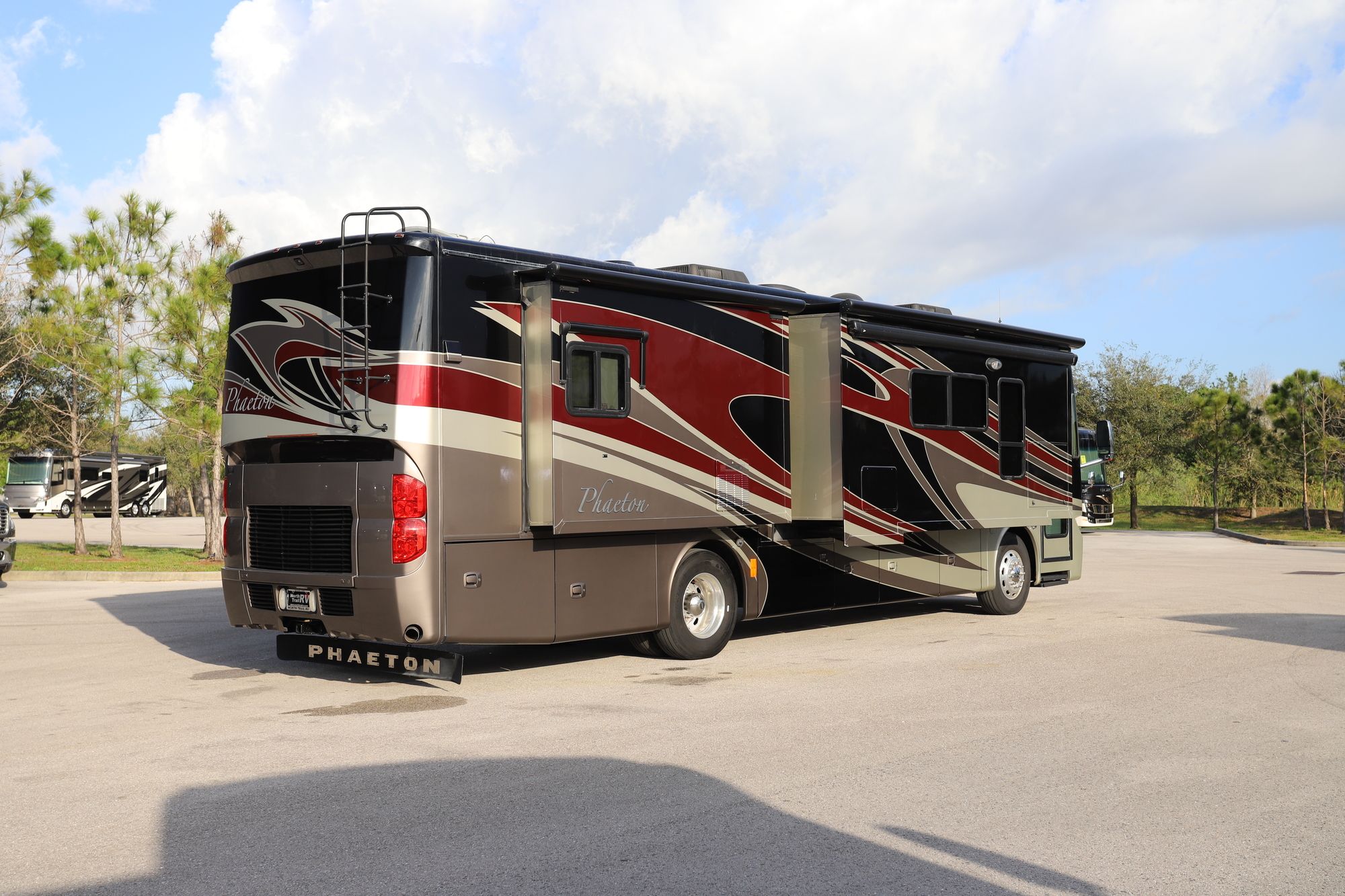 Used 2013 Tiffin Motor Homes Phaeton 36GH Class A  For Sale