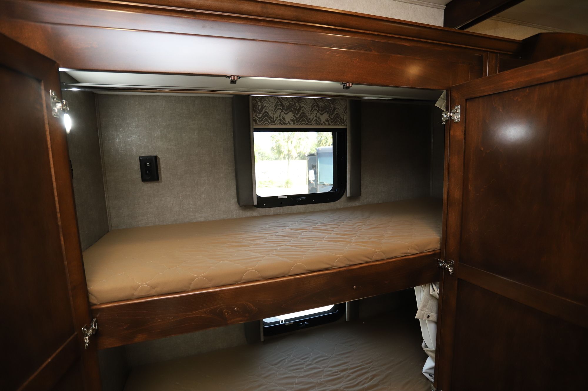 New 2021 Renegade Rv Verona 40VBH Super C  For Sale