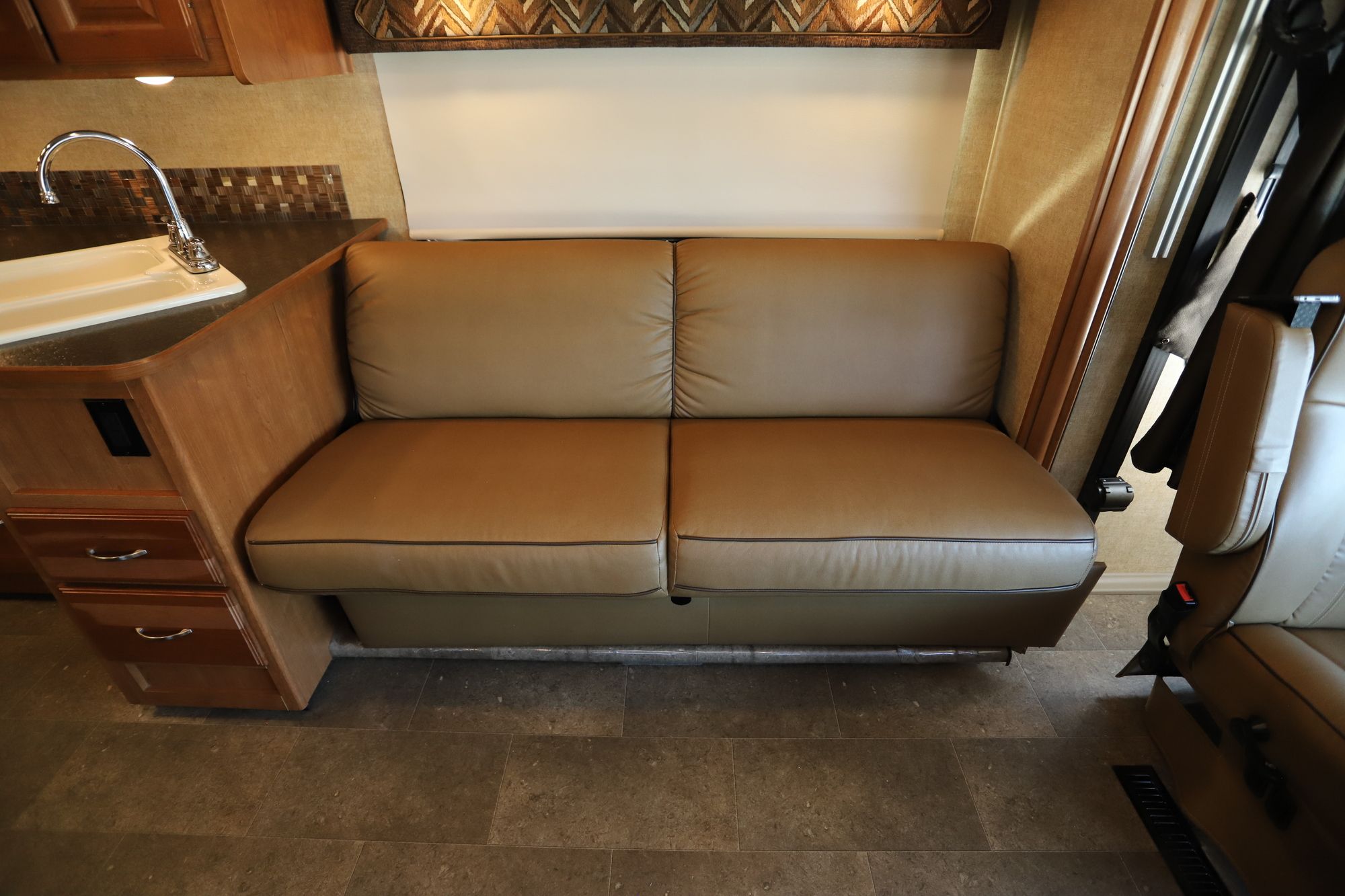 Used 2017 Winnebago Sunstar 29VE Class A  For Sale