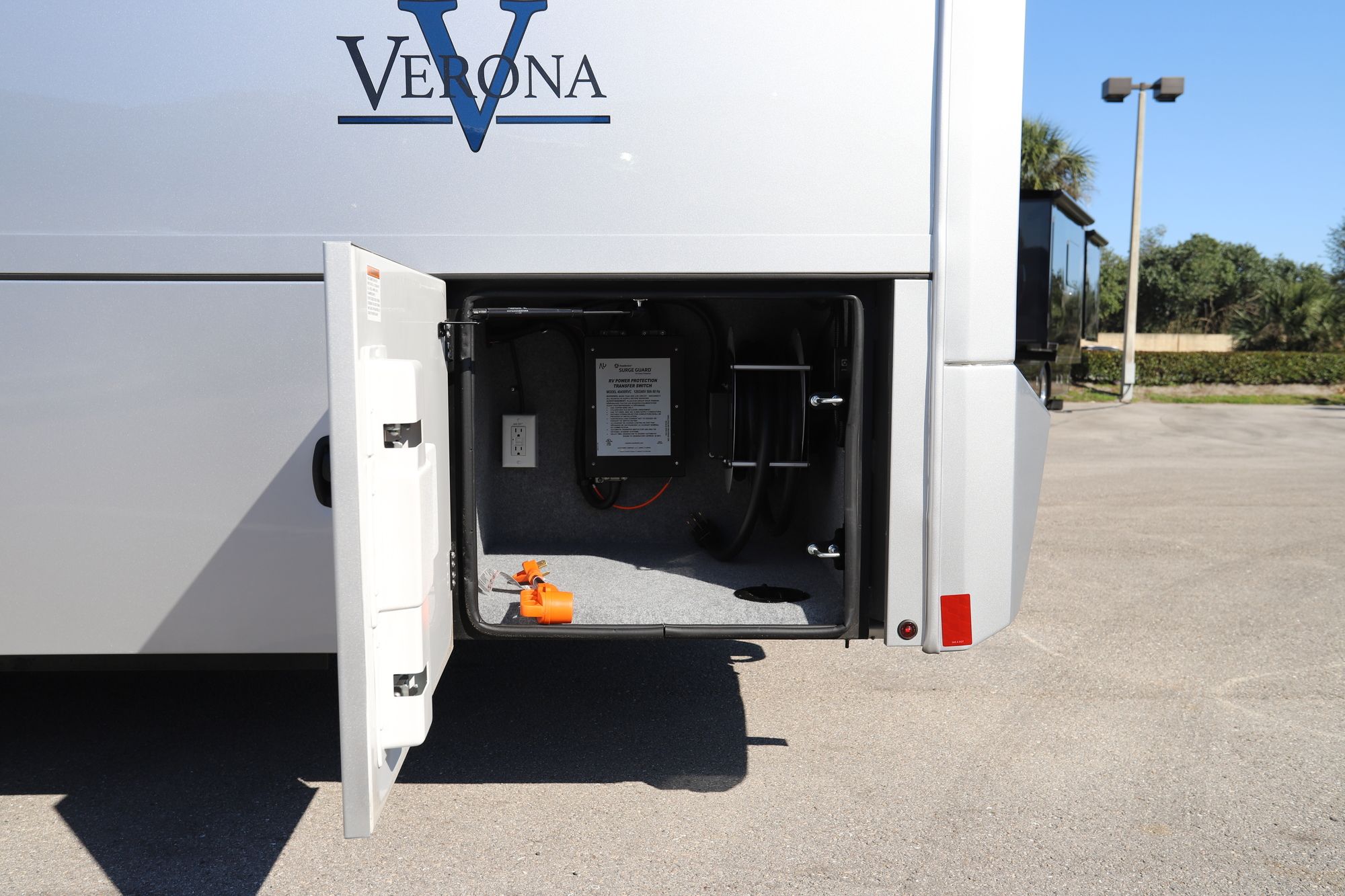 New 2021 Renegade Rv Verona 40VBH Super C  For Sale