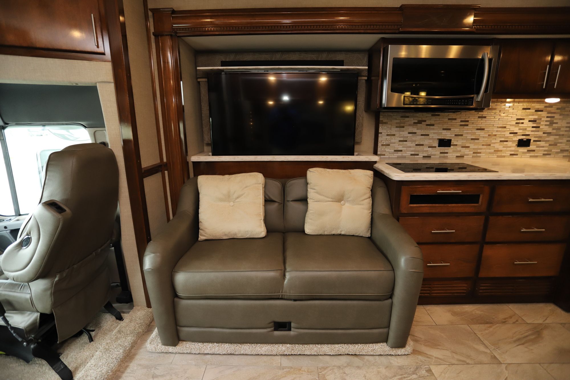 Used 2018 Renegade Rv Xl 45QS Super C  For Sale