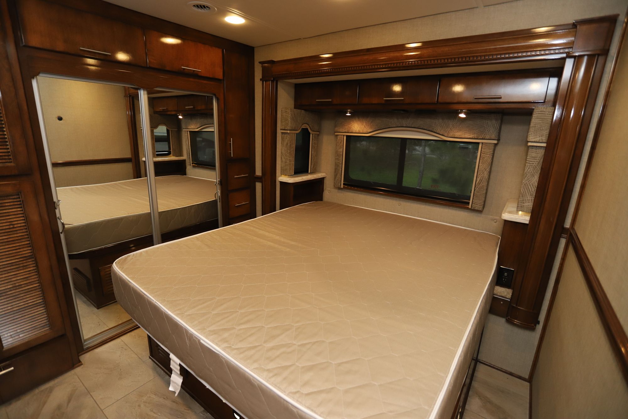 Used 2018 Renegade Rv Xl 45QS Super C  For Sale