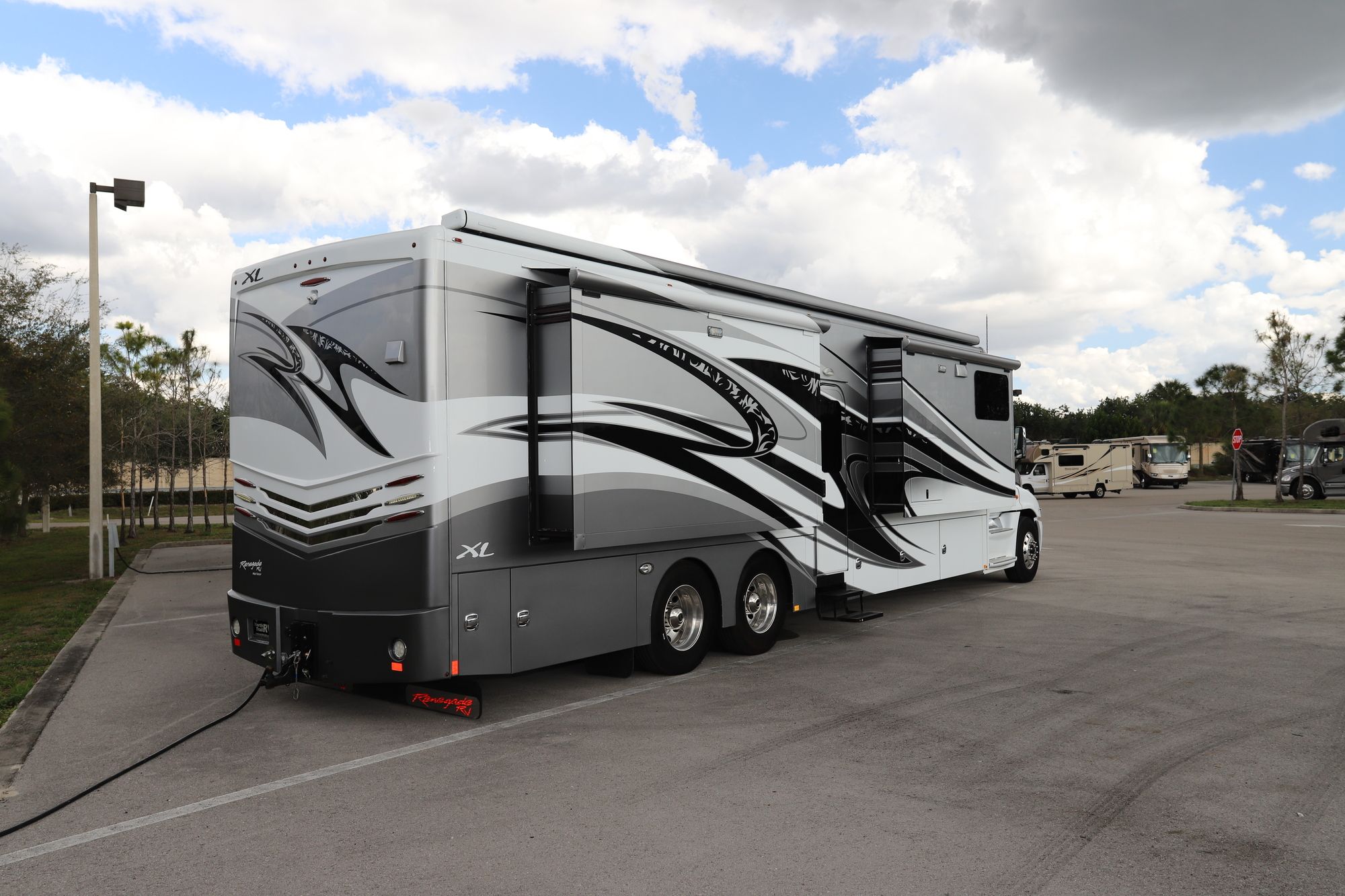 Used 2018 Renegade Rv Xl 45QS Super C  For Sale