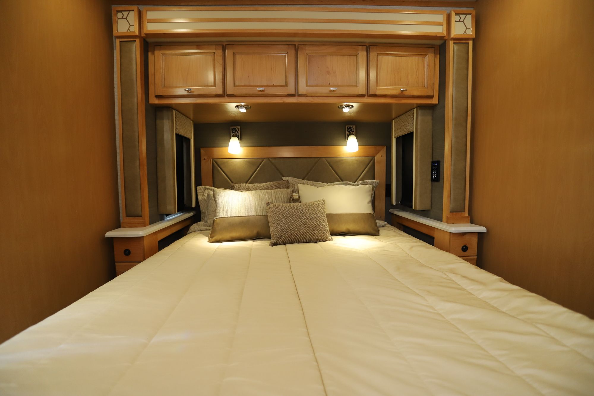 New 2021 Tiffin Motor Homes Allegro 36LA Class A  For Sale