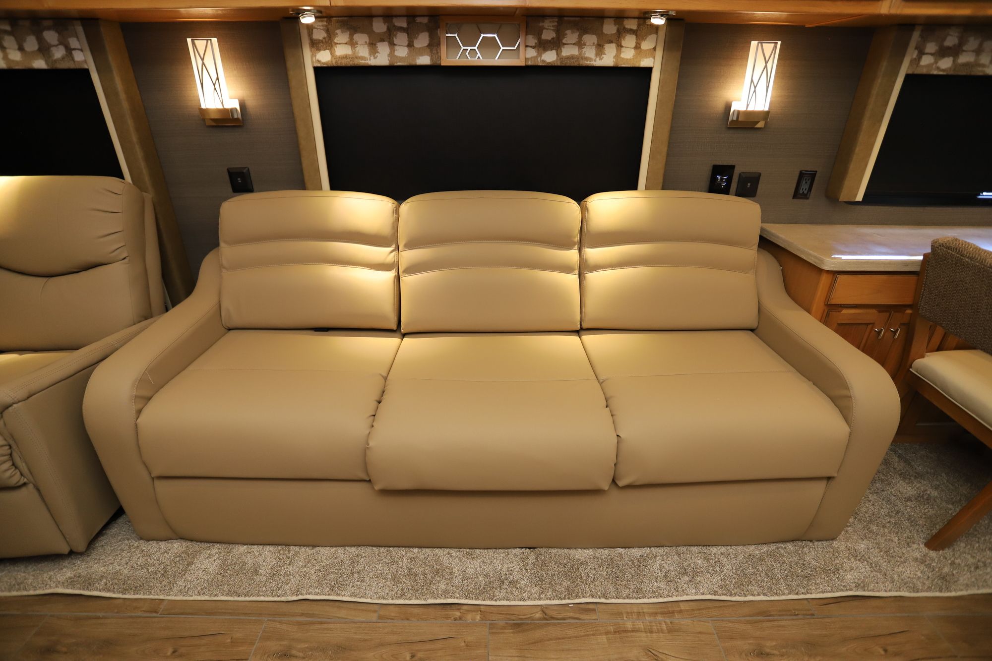 New 2021 Tiffin Motor Homes Allegro 36LA Class A  For Sale