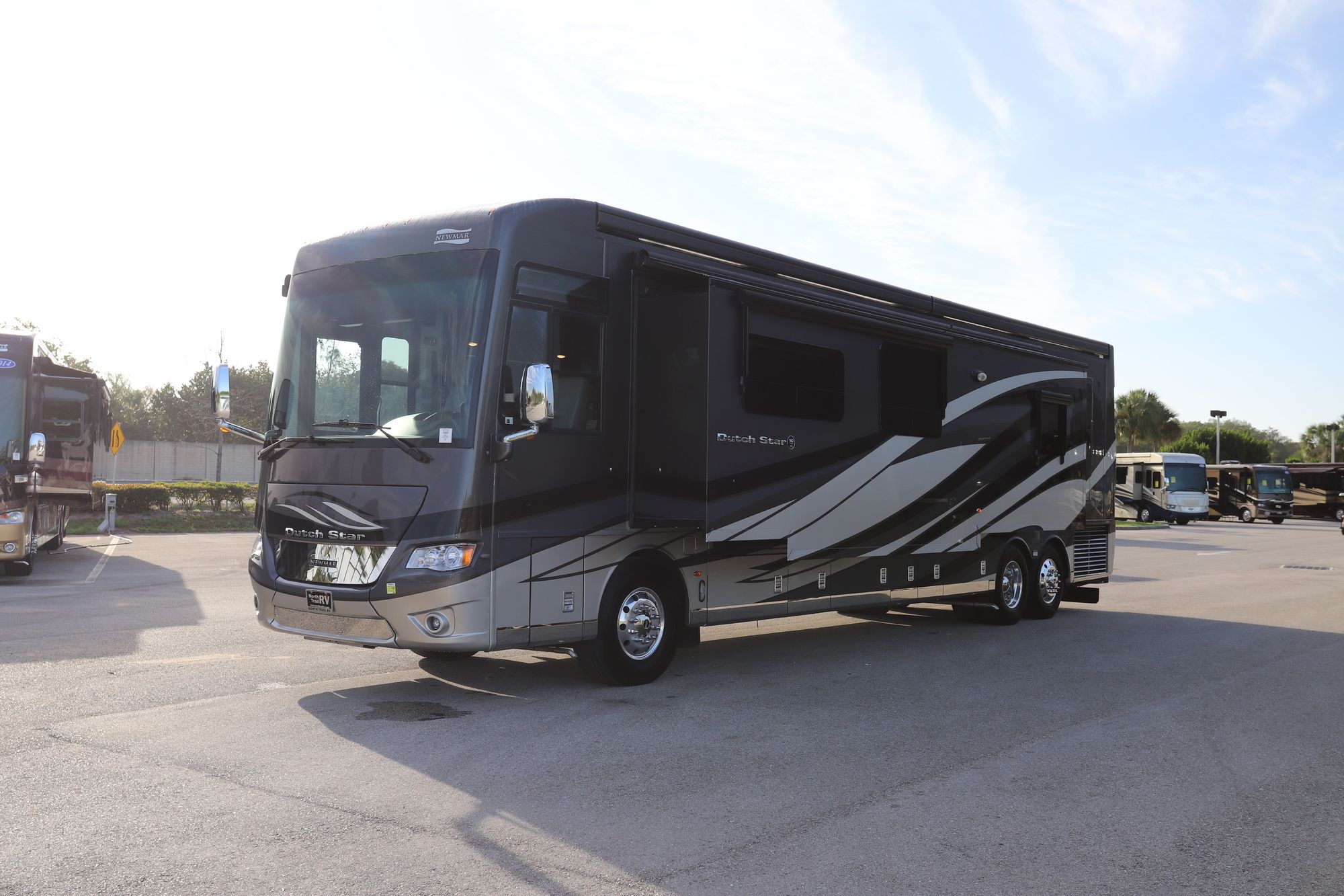 Used 2018 Newmar Dutch Star 4369 Class A  For Sale