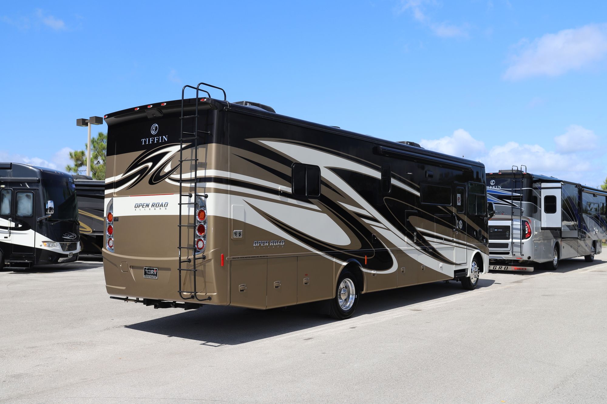 New 2021 Tiffin Motor Homes Allegro 36LA Class A  For Sale