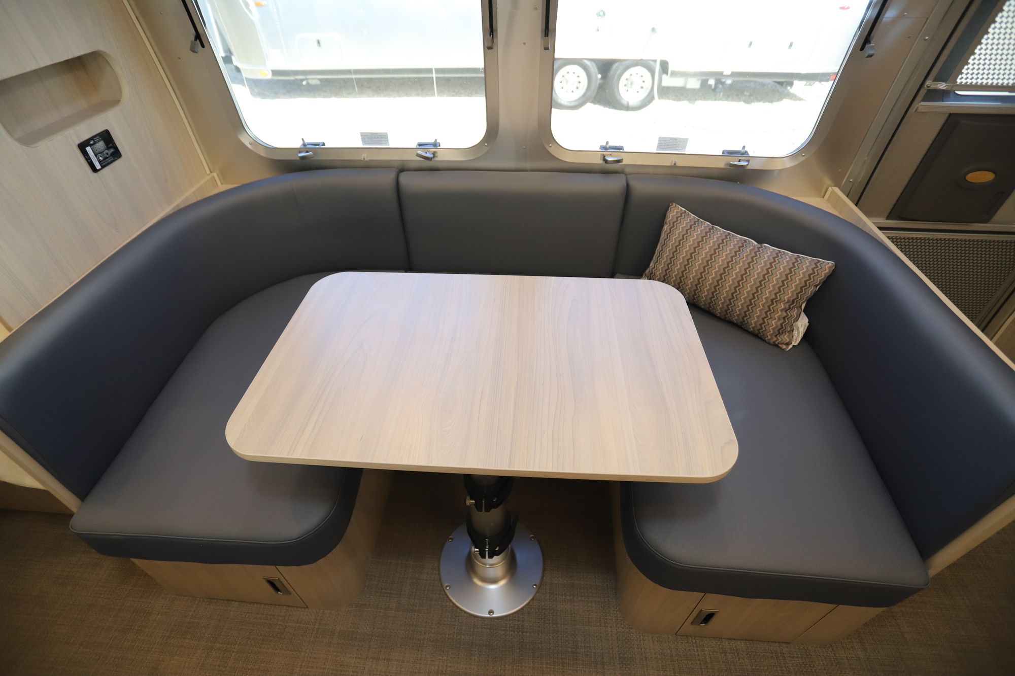 New 2021 Airstream Globetrotter 23FB Travel Trailer  For Sale