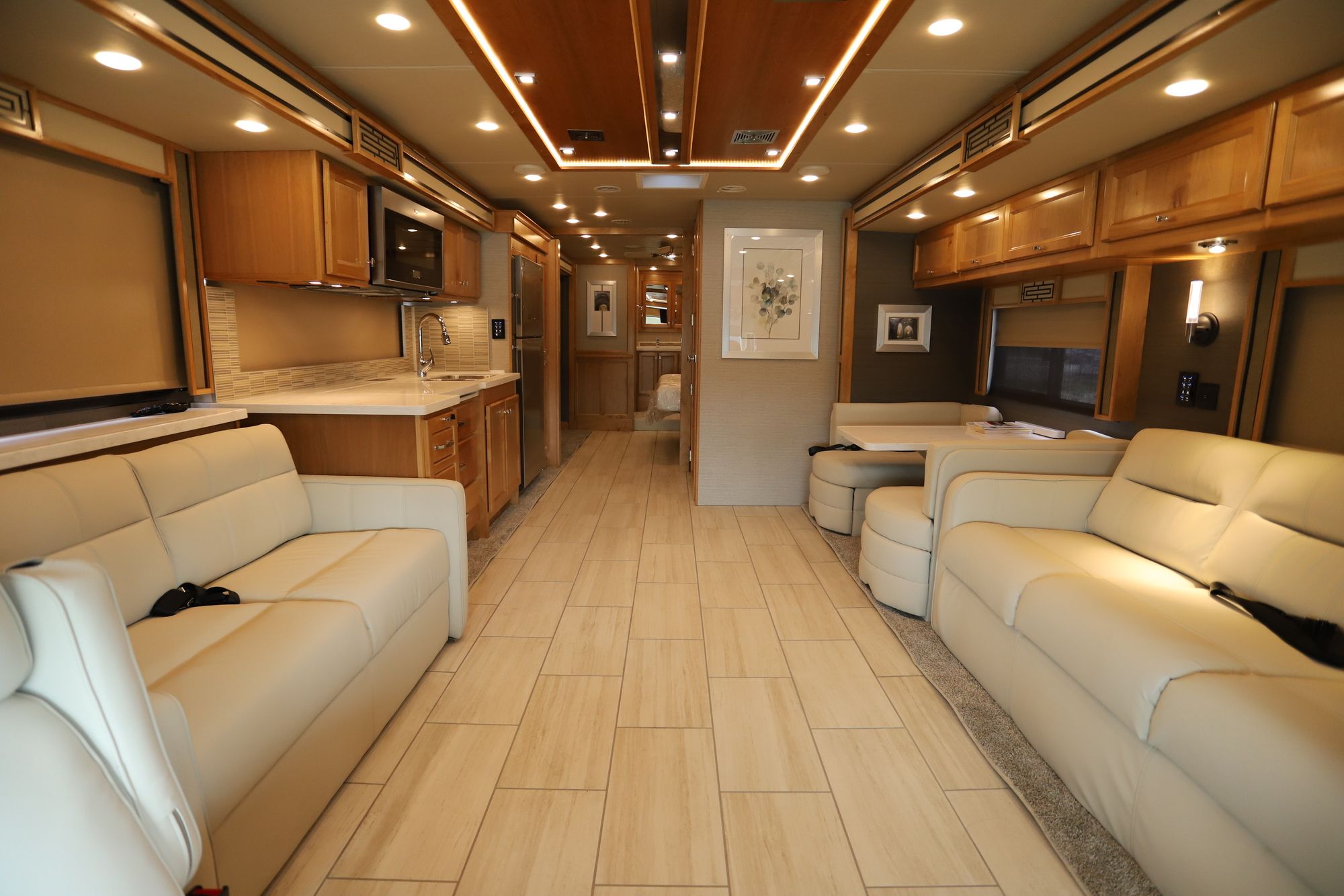 New 2021 Tiffin Motor Homes Allegro Red 37BA Class A  For Sale