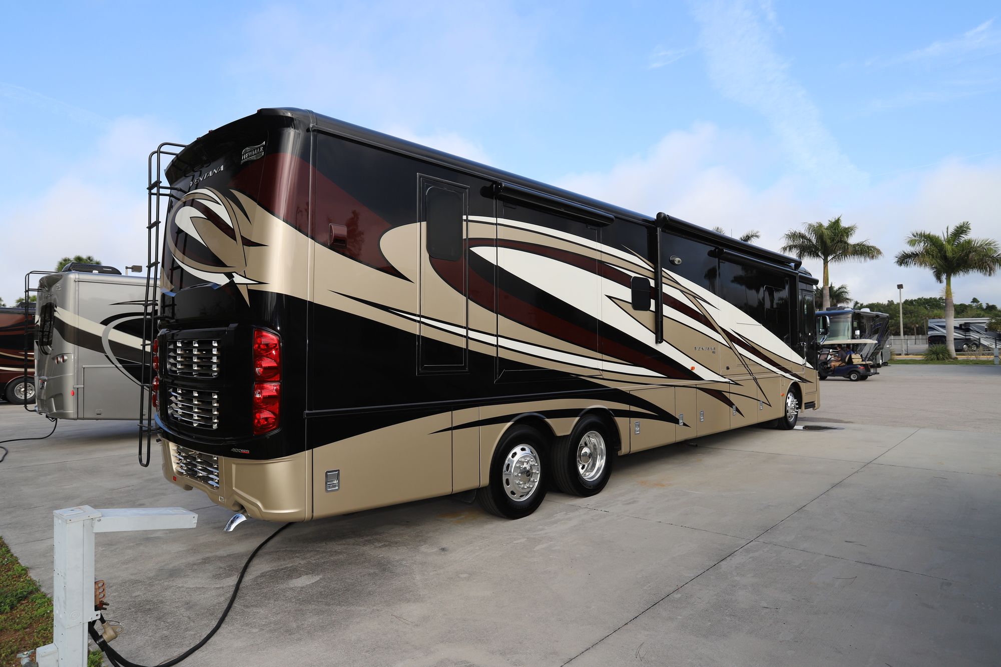 Used 2017 Newmar Ventana 4310 Class A  For Sale