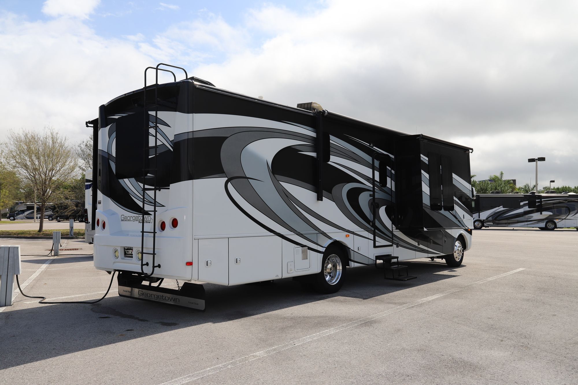 Used 2018 Forest River Georgetown 378XL Class A  For Sale