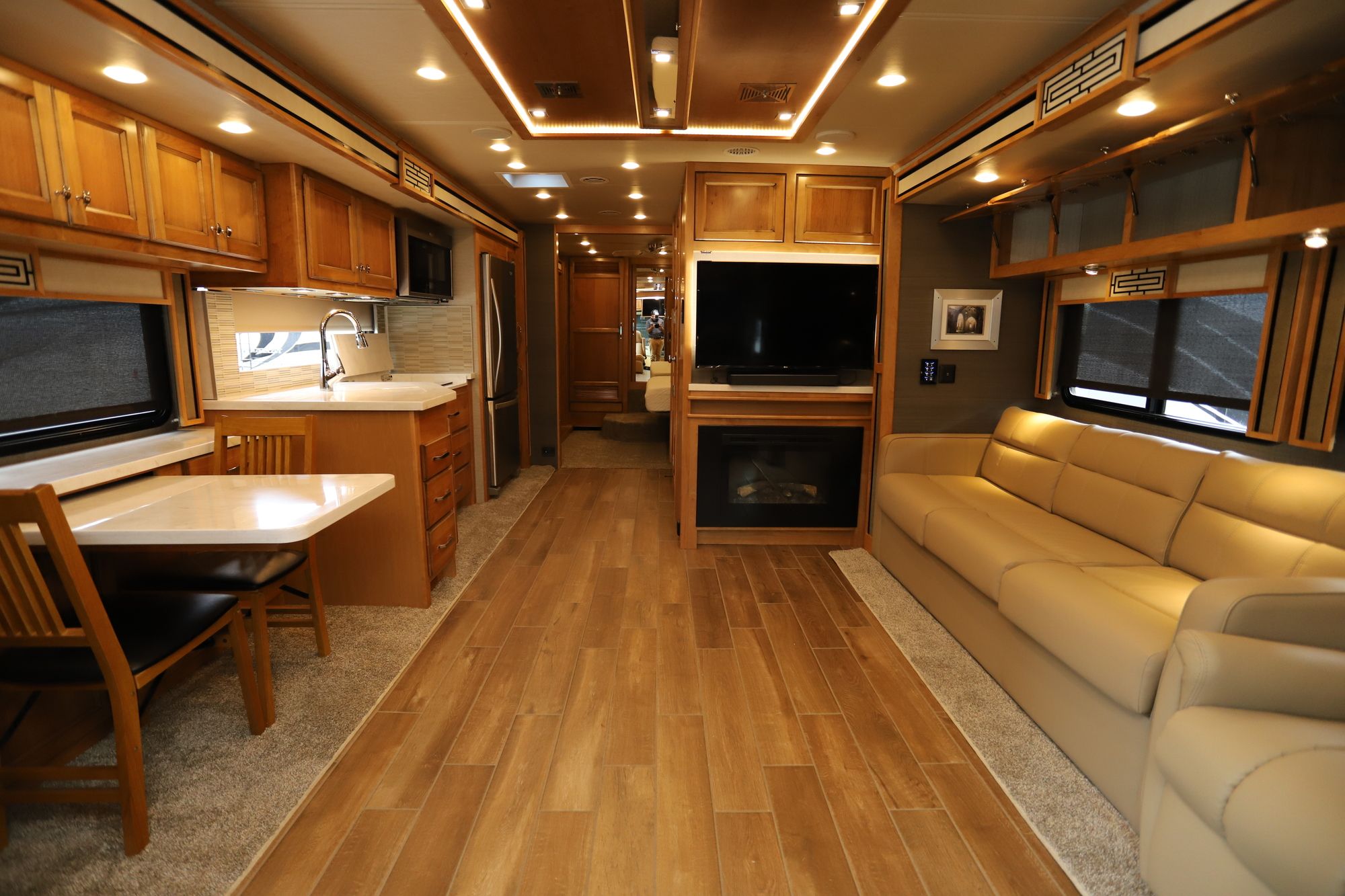 Used 2021 Tiffin Motor Homes Allegro Red 33AA Class A  For Sale