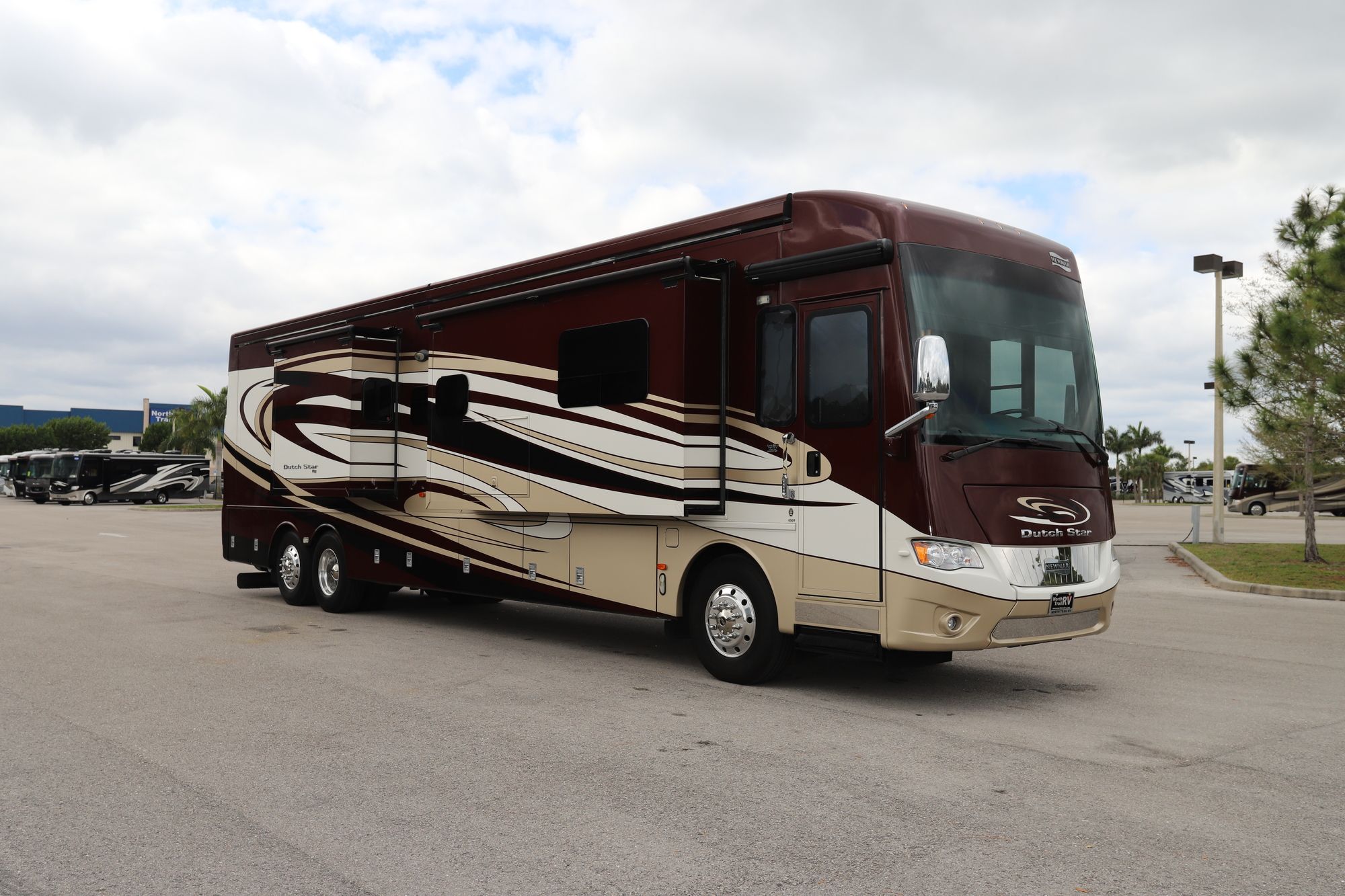 Used 2016 Newmar Dutch Star 4369 Class A  For Sale