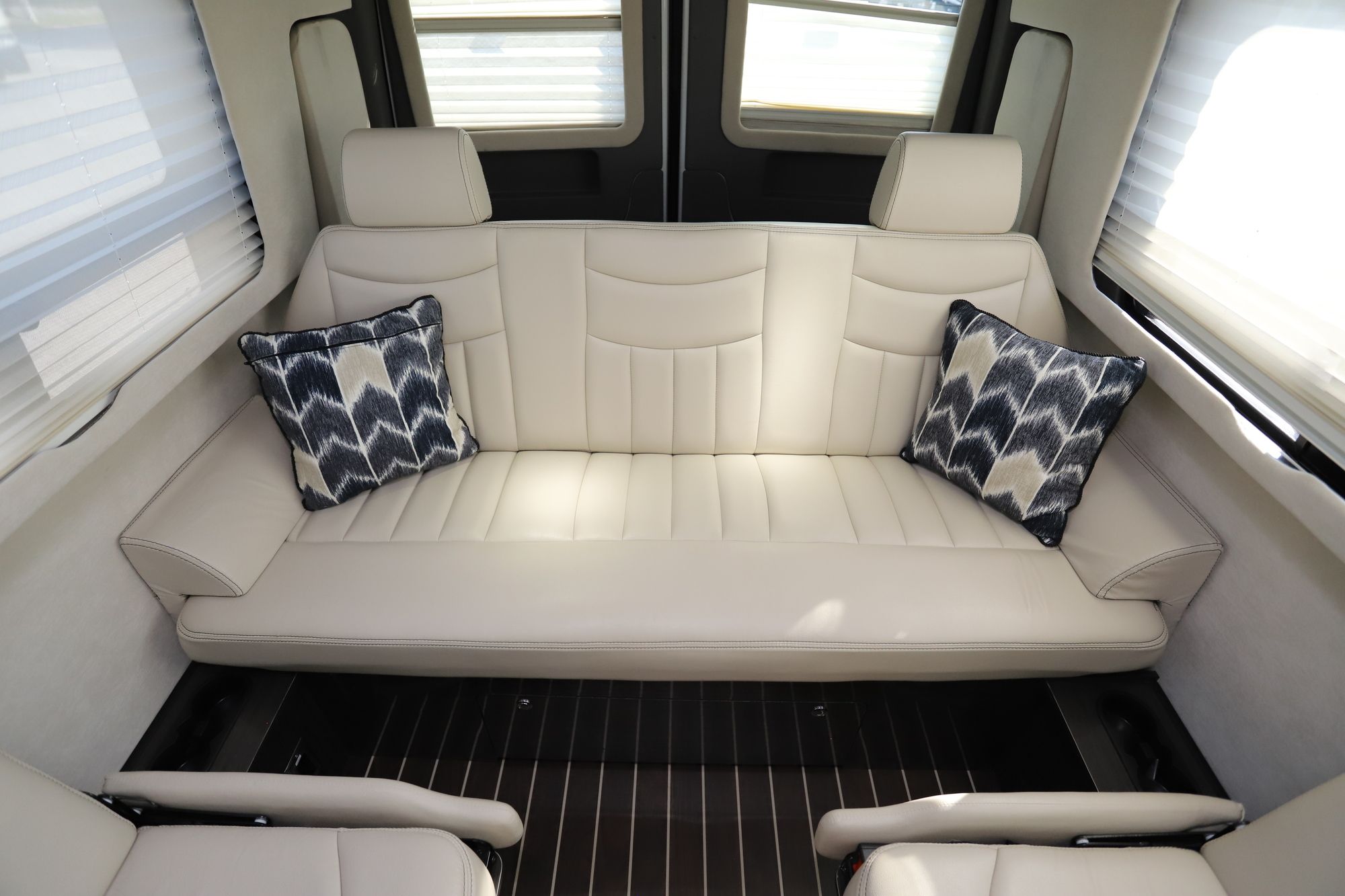 Used 2015 Airstream Interstate LOUNGE Class B  For Sale