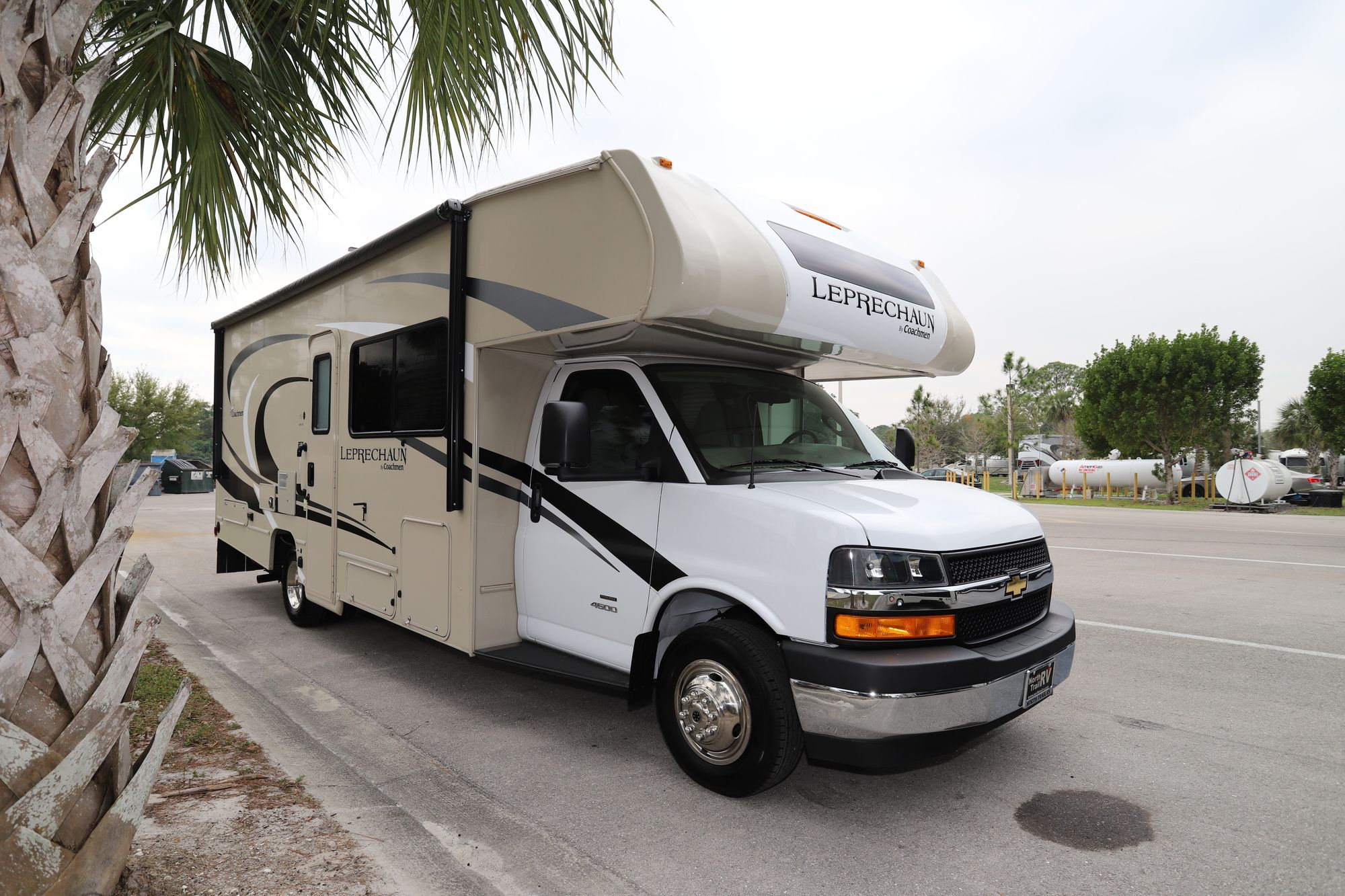 Used 2020 Coachmen Leprechaun 260DSC Class C  For Sale