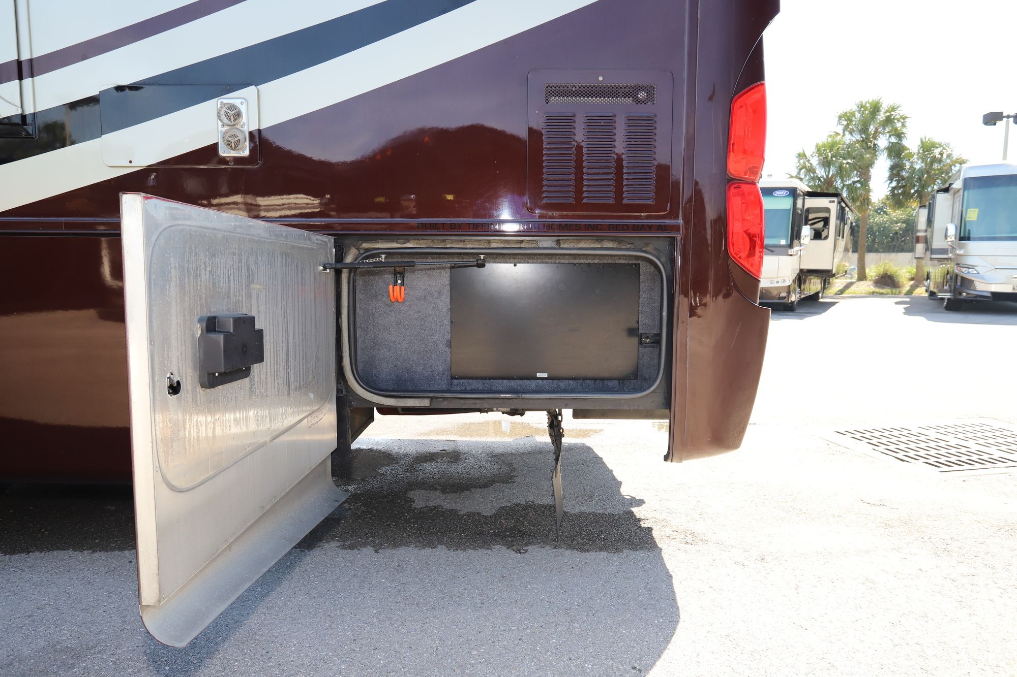 Used 2012 Tiffin Motor Homes Phaeton 40QBH Class A  For Sale