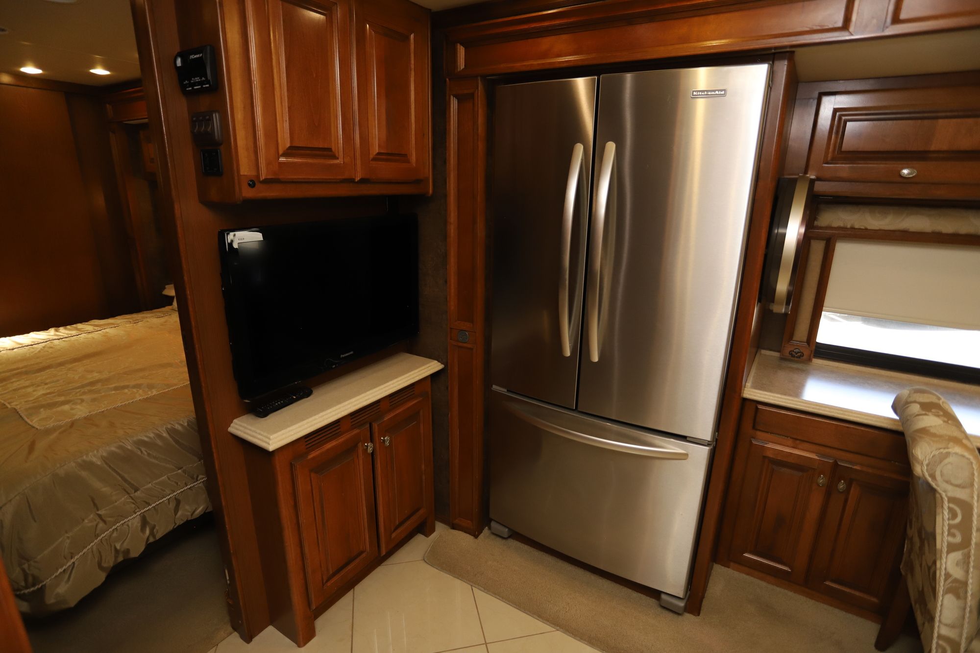 Used 2012 Tiffin Motor Homes Phaeton 40QBH Class A  For Sale