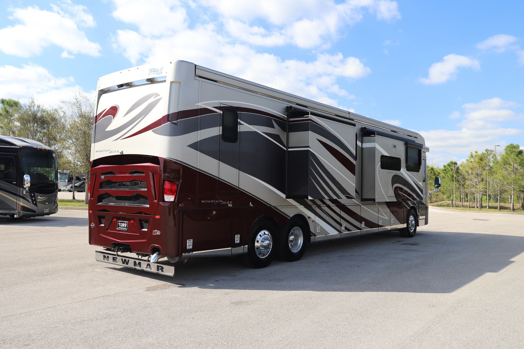 Used 2020 Newmar Mountain Aire 4551 Class A  For Sale