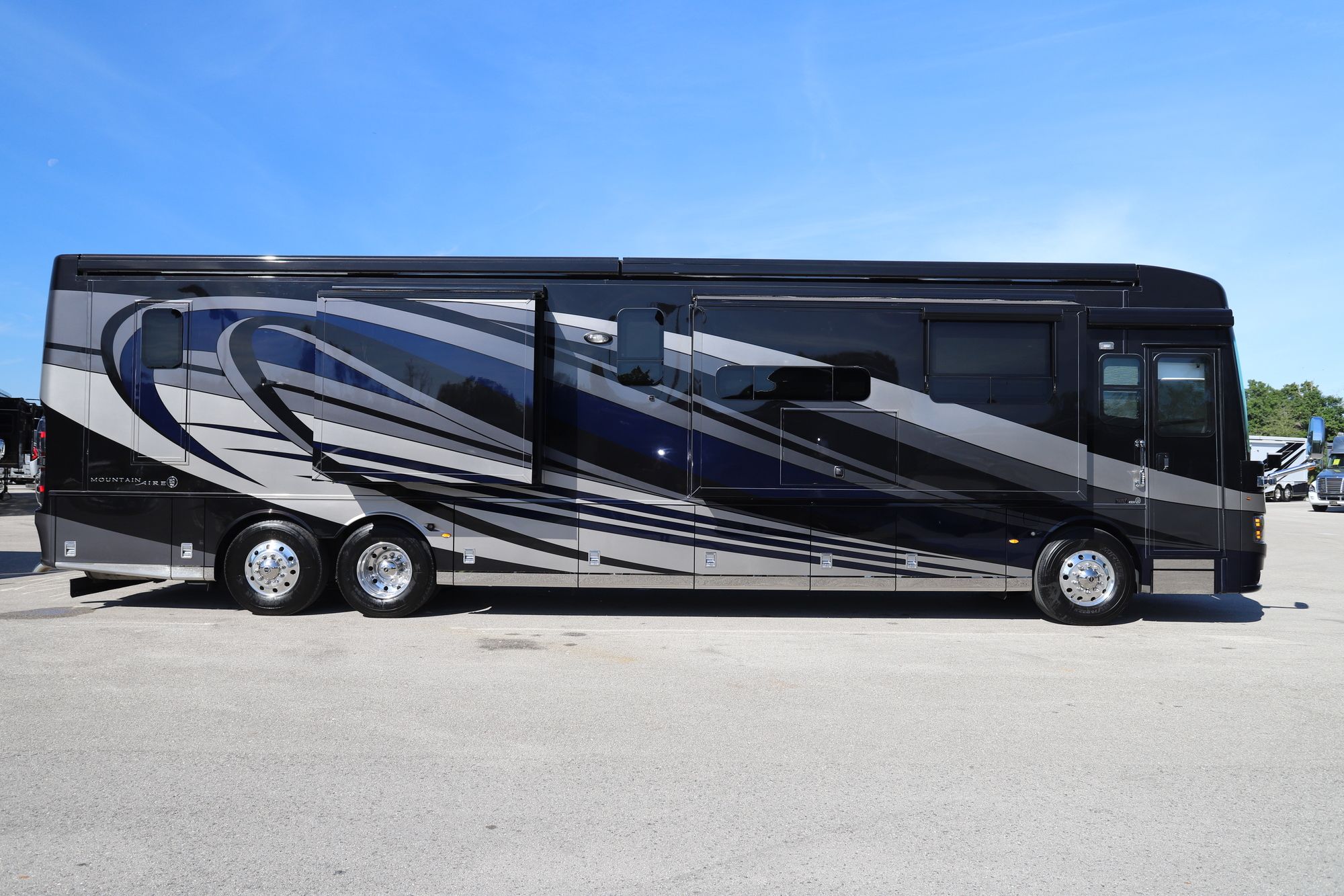 Used 2018 Newmar Mountain Aire 4531 Class A  For Sale