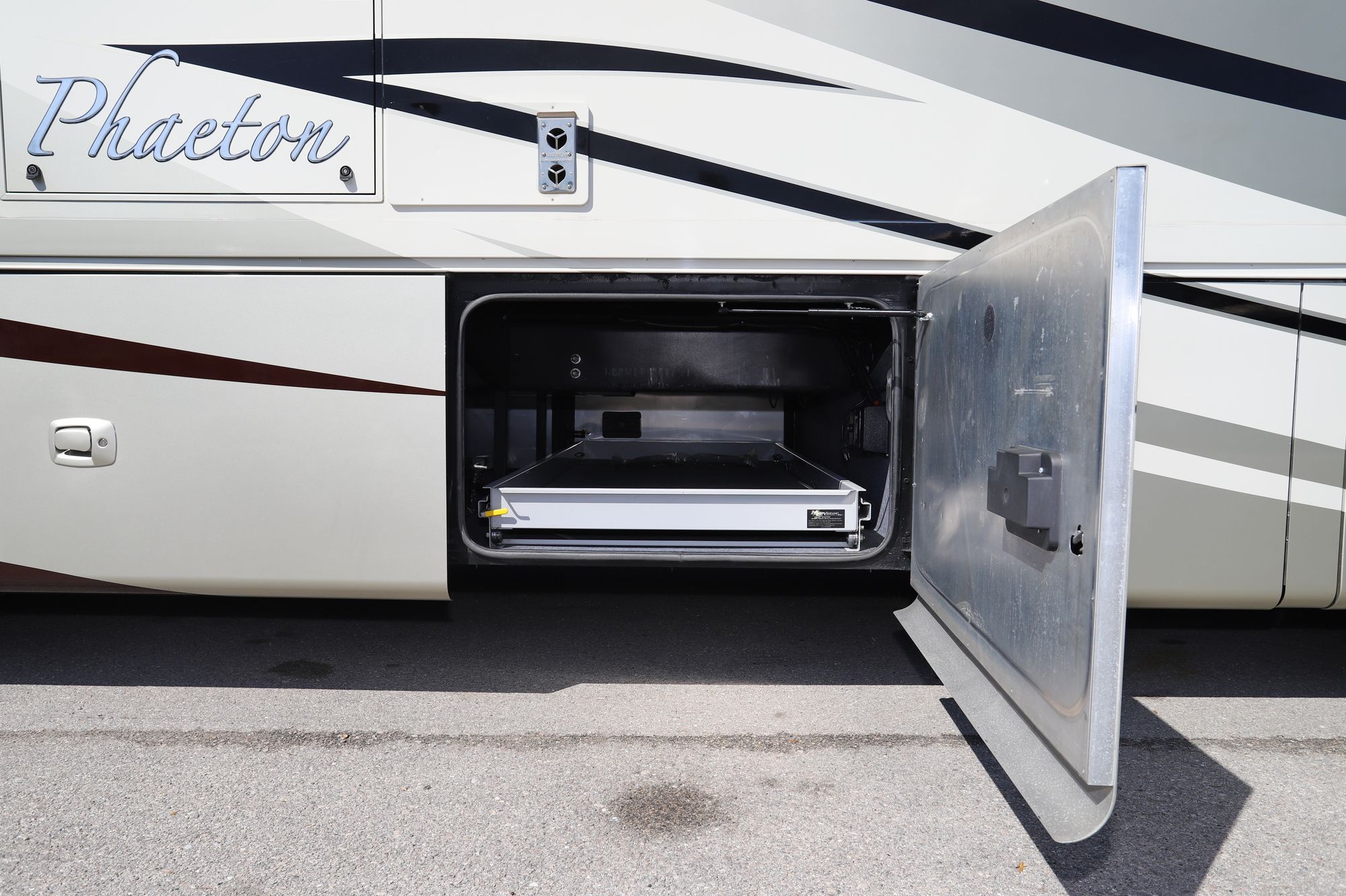 Used 2012 Tiffin Motor Homes Phaeton 40QBH Class A  For Sale