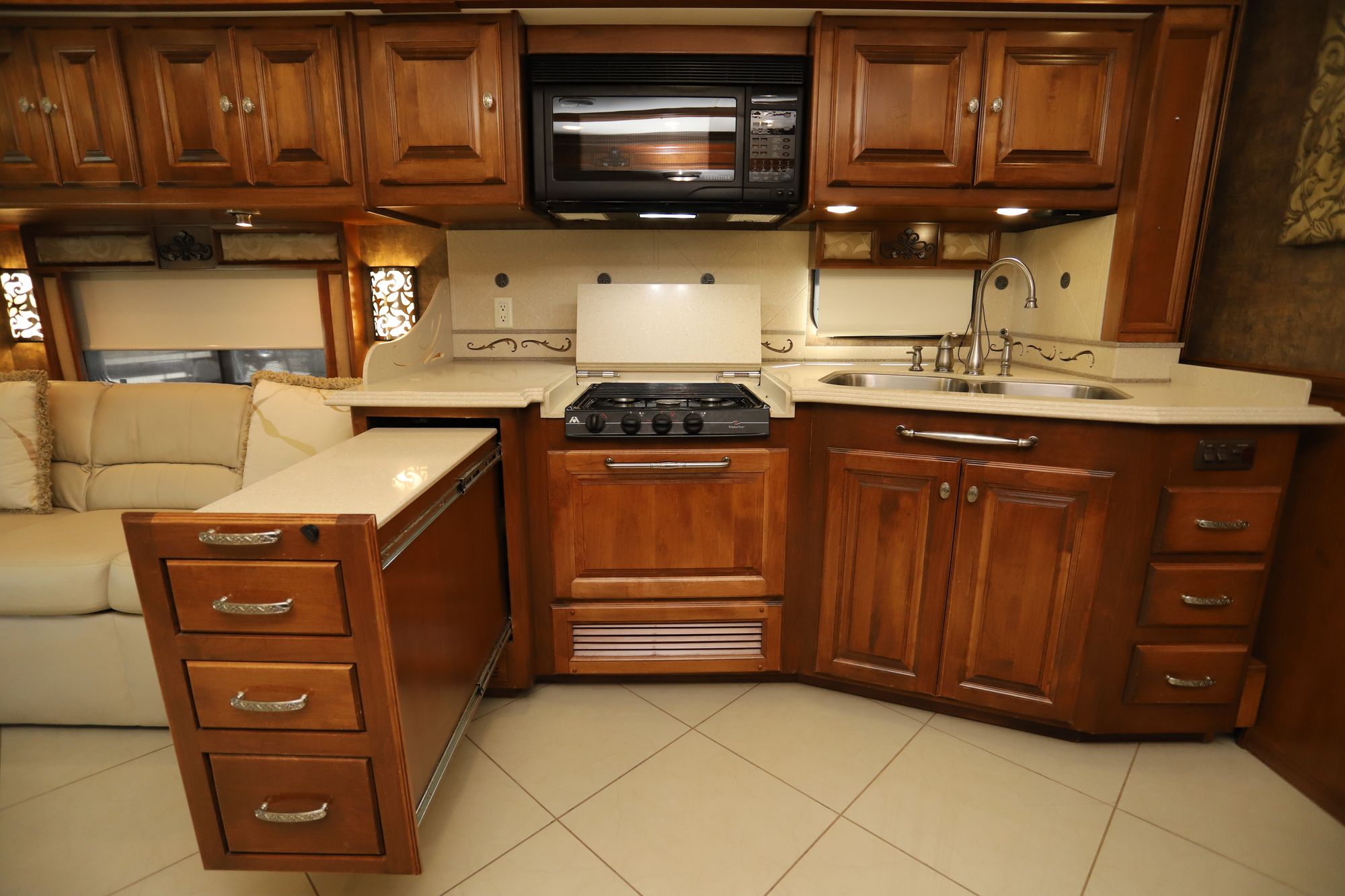 Used 2012 Tiffin Motor Homes Phaeton 40QBH Class A  For Sale