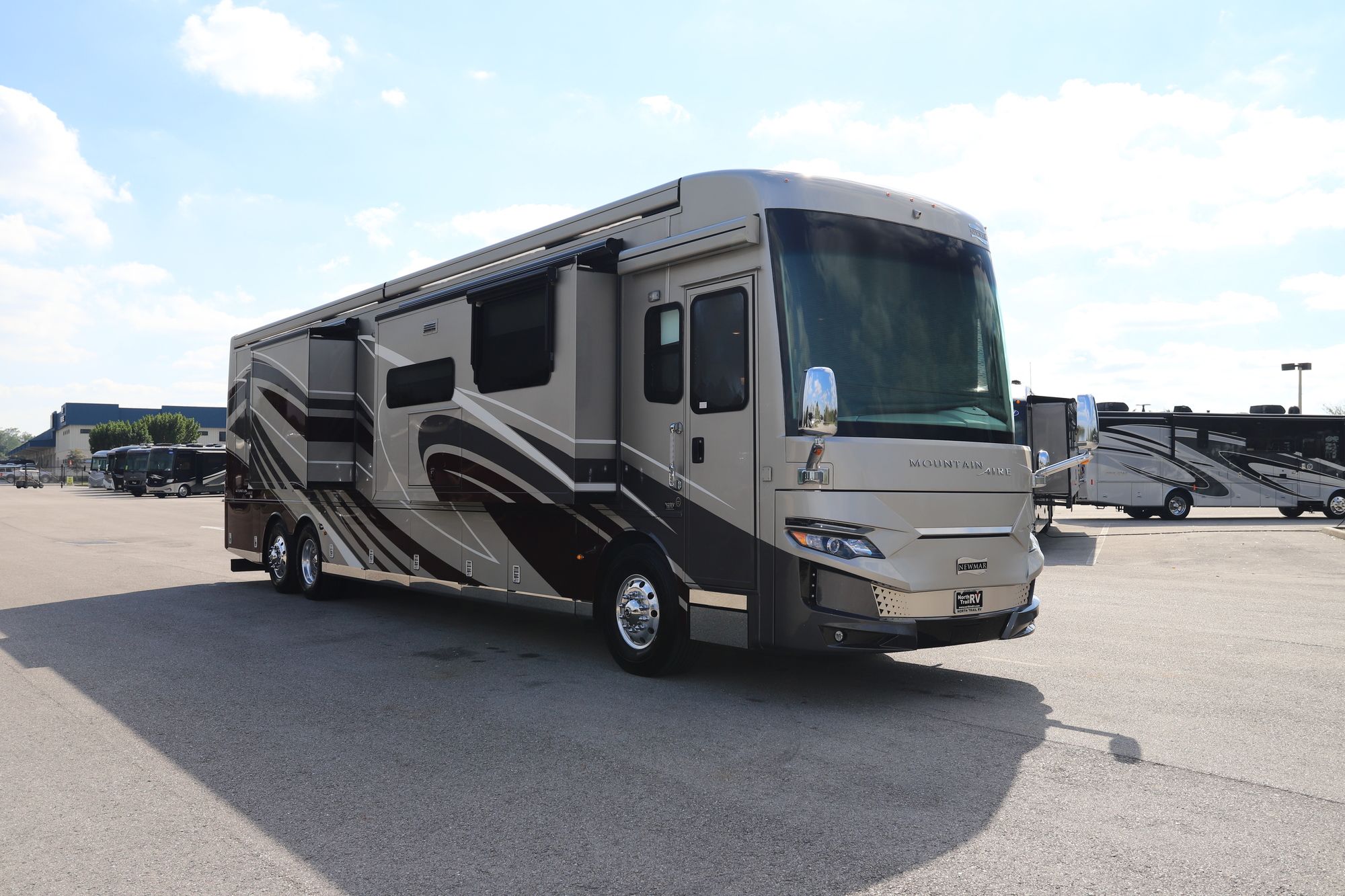 Used 2020 Newmar Mountain Aire 4551 Class A  For Sale